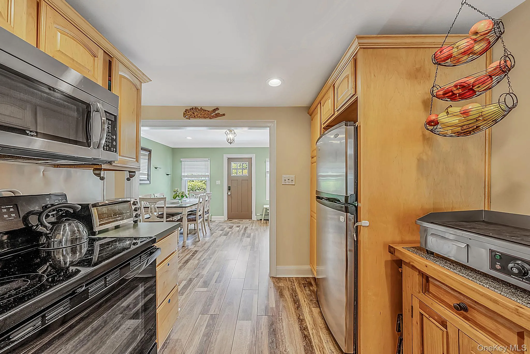 723 Park Avenue, Huntington, NY, 4 Bedrooms Bedrooms, 9 Rooms Rooms,3 BathroomsBathrooms,Residential,For Rent,Park,0,1022402 723 Park Avenue, Huntington, NY, 4 Bedrooms Bedrooms, 9 Rooms Rooms,3 BathroomsBathrooms,Residential,For Rent,Park,0,1022402