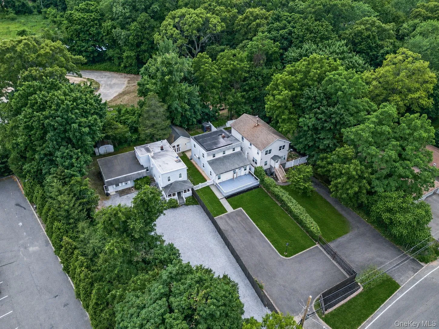 723 Park Avenue, Huntington, NY, 4 Bedrooms Bedrooms, 9 Rooms Rooms,3 BathroomsBathrooms,Residential,For Rent,Park,0,1022402 723 Park Avenue, Huntington, NY, 4 Bedrooms Bedrooms, 9 Rooms Rooms,3 BathroomsBathrooms,Residential,For Rent,Park,0,1022402