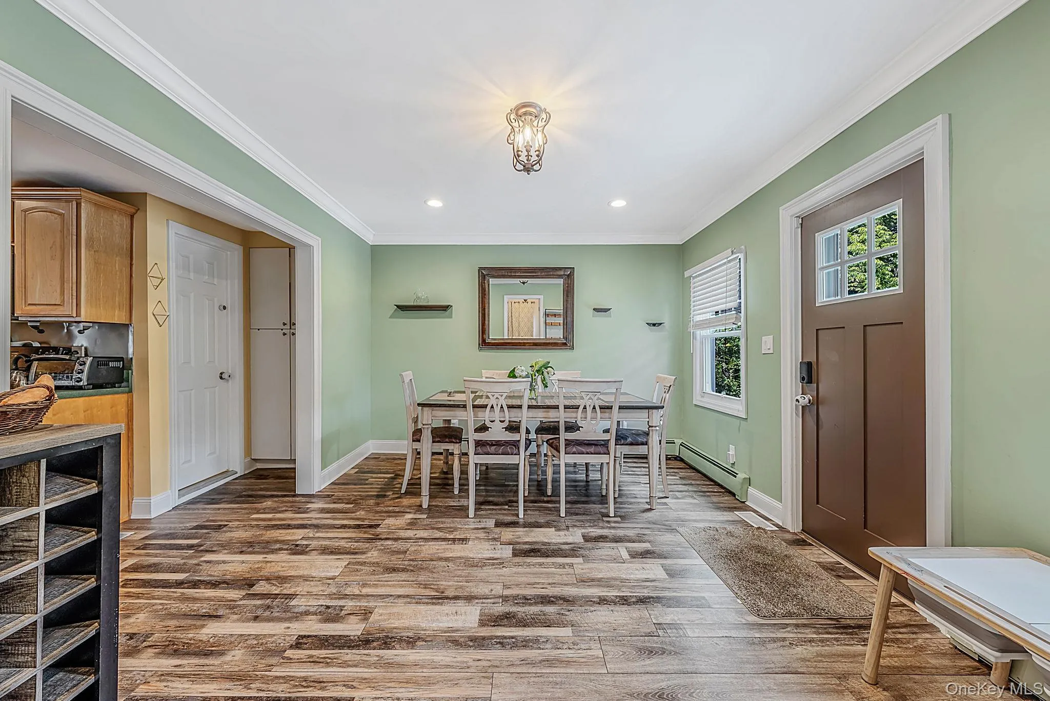 723 Park Avenue, Huntington, NY, 4 Bedrooms Bedrooms, 9 Rooms Rooms,3 BathroomsBathrooms,Residential,For Rent,Park,0,1022402 723 Park Avenue, Huntington, NY, 4 Bedrooms Bedrooms, 9 Rooms Rooms,3 BathroomsBathrooms,Residential,For Rent,Park,0,1022402