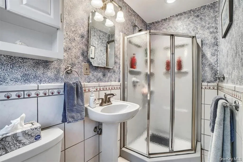 153 Barnes Road, Blooming Grove, NY, 4 Bedrooms Bedrooms, 8 Rooms Rooms,2 BathroomsBathrooms,Residential,For Rent,Barnes,0,1022405 153 Barnes Road, Blooming Grove, NY, 4 Bedrooms Bedrooms, 8 Rooms Rooms,2 BathroomsBathrooms,Residential,For Rent,Barnes,0,1022405