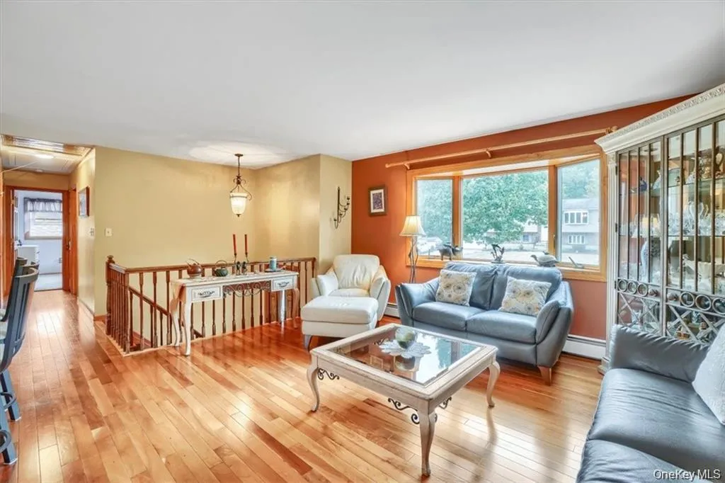 153 Barnes Road, Blooming Grove, NY, 4 Bedrooms Bedrooms, 8 Rooms Rooms,2 BathroomsBathrooms,Residential,For Rent,Barnes,0,1022405 153 Barnes Road, Blooming Grove, NY, 4 Bedrooms Bedrooms, 8 Rooms Rooms,2 BathroomsBathrooms,Residential,For Rent,Barnes,0,1022405