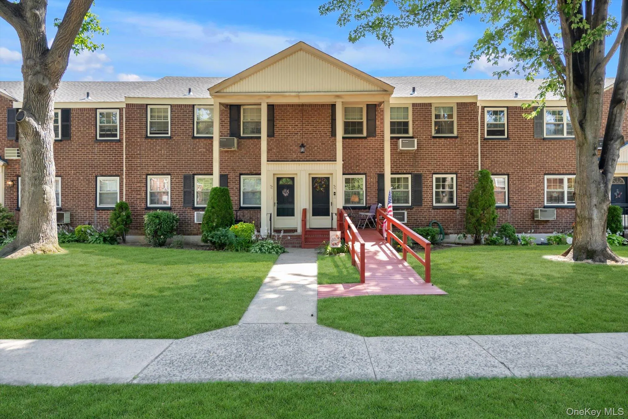 69-33 210 Street, New York, NY, 1 Bedroom Bedrooms, 3 Rooms Rooms,1 BathroomBathrooms,Residential,For Rent,210,0,1022409 69-33 210 Street, New York, NY, 1 Bedroom Bedrooms, 3 Rooms Rooms,1 BathroomBathrooms,Residential,For Rent,210,0,1022409