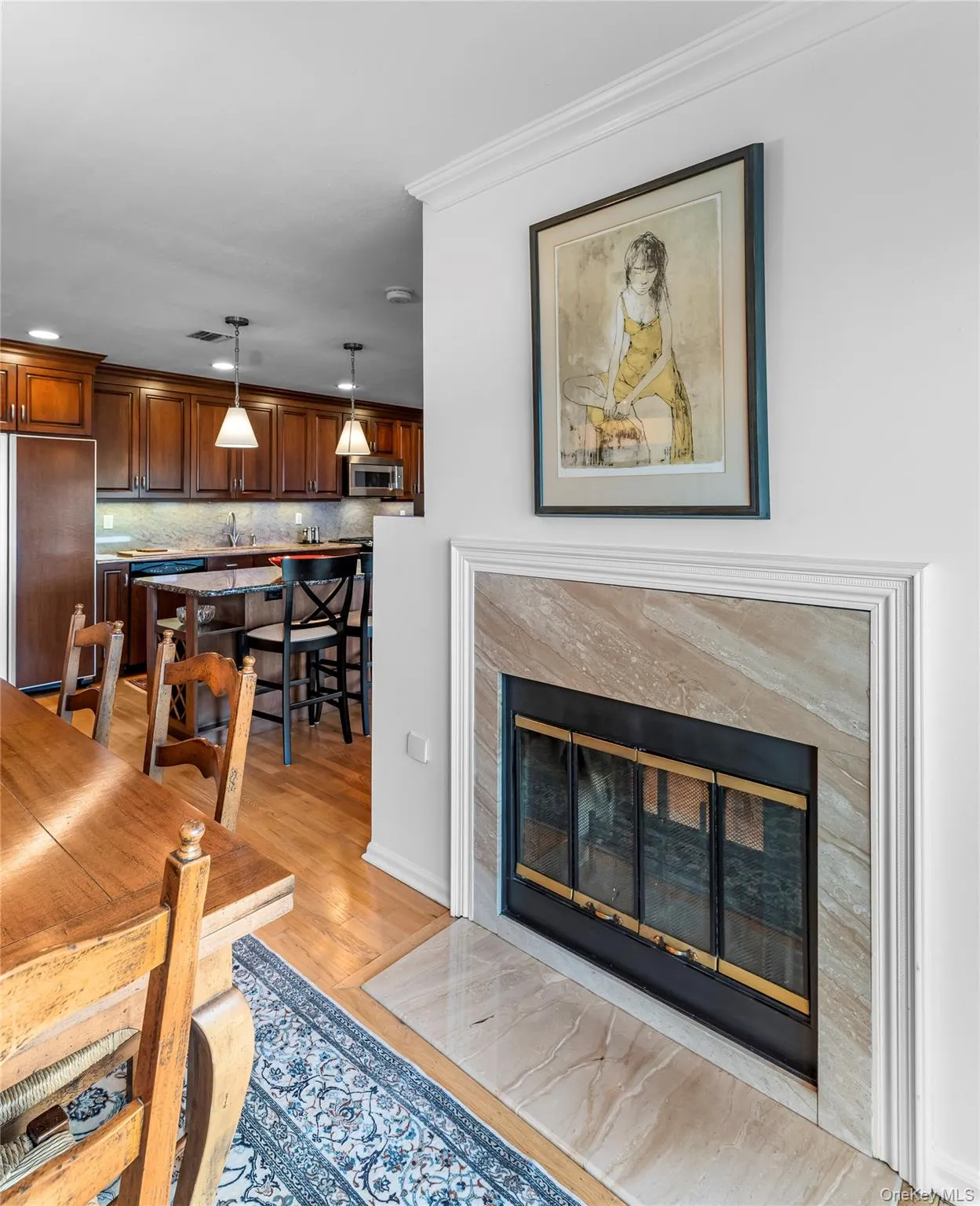 In dining room (double-sided) In dining room (double-sided)