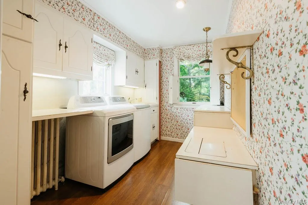 59 Hill Street, Saugerties, NY, 4 Bedrooms Bedrooms, 8 Rooms Rooms,3 BathroomsBathrooms,Residential,For Rent,Hill,0,1022413 59 Hill Street, Saugerties, NY, 4 Bedrooms Bedrooms, 8 Rooms Rooms,3 BathroomsBathrooms,Residential,For Rent,Hill,0,1022413