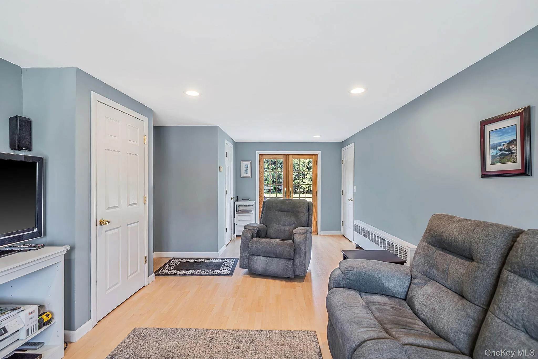 18 Brocton Lane, Smithtown, NY, 3 Bedrooms Bedrooms, 7 Rooms Rooms,1 BathroomBathrooms,Residential,For Rent,Brocton,0,1022415 18 Brocton Lane, Smithtown, NY, 3 Bedrooms Bedrooms, 7 Rooms Rooms,1 BathroomBathrooms,Residential,For Rent,Brocton,0,1022415