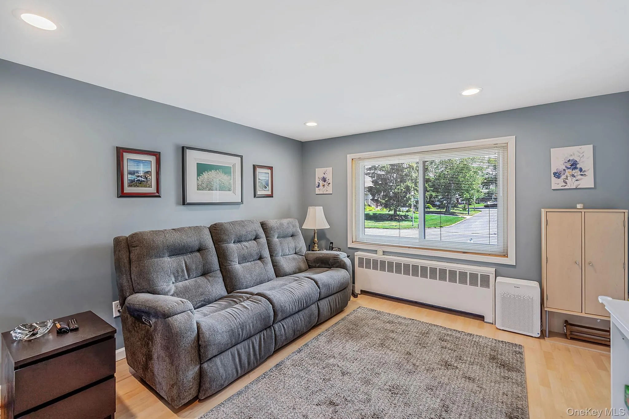 18 Brocton Lane, Smithtown, NY, 3 Bedrooms Bedrooms, 7 Rooms Rooms,1 BathroomBathrooms,Residential,For Rent,Brocton,0,1022415 18 Brocton Lane, Smithtown, NY, 3 Bedrooms Bedrooms, 7 Rooms Rooms,1 BathroomBathrooms,Residential,For Rent,Brocton,0,1022415