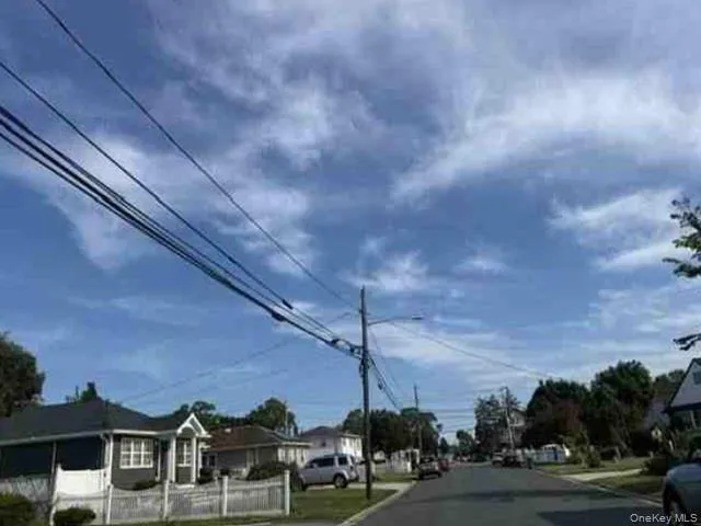 330 Vespucci Avenue, Babylon, NY, 3 Bedrooms Bedrooms, 7 Rooms Rooms,1 BathroomBathrooms,Residential,For Rent,Vespucci,0,1022417 330 Vespucci Avenue, Babylon, NY, 3 Bedrooms Bedrooms, 7 Rooms Rooms,1 BathroomBathrooms,Residential,For Rent,Vespucci,0,1022417