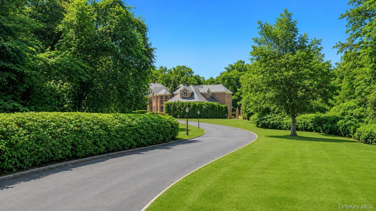 250 Oyster Bay Road, Oyster Bay, NY, 5 Bedrooms Bedrooms, 12 Rooms Rooms,6 BathroomsBathrooms,Residential,For Rent,Oyster Bay,0,1022418 250 Oyster Bay Road, Oyster Bay, NY, 5 Bedrooms Bedrooms, 12 Rooms Rooms,6 BathroomsBathrooms,Residential,For Rent,Oyster Bay,0,1022418