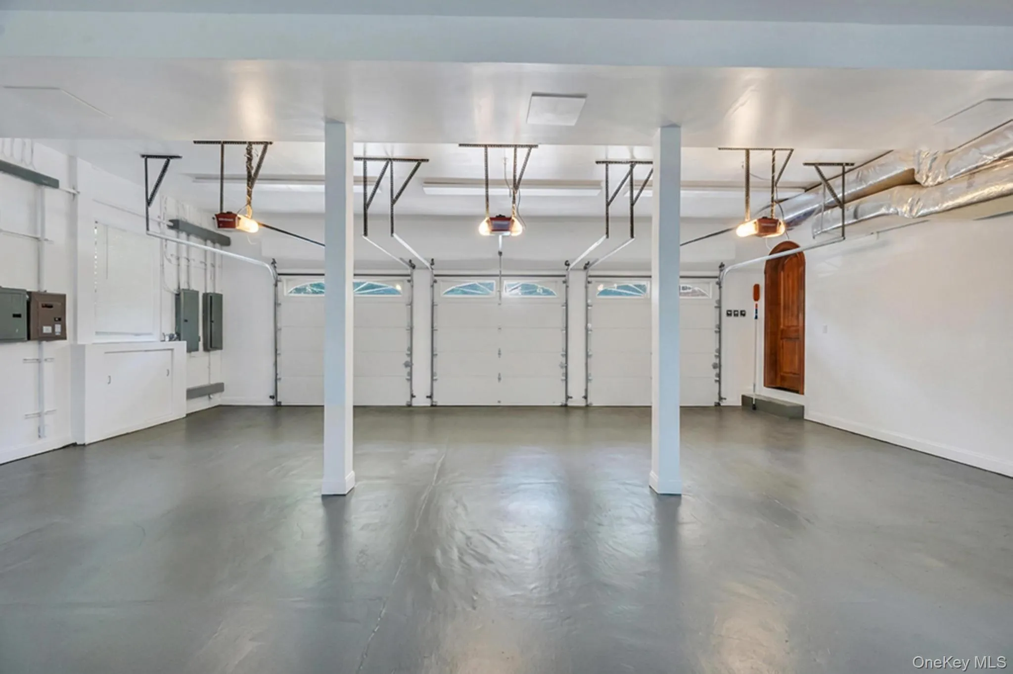 250 Oyster Bay Road, Oyster Bay, NY, 5 Bedrooms Bedrooms, 12 Rooms Rooms,6 BathroomsBathrooms,Residential,For Rent,Oyster Bay,0,1022418 250 Oyster Bay Road, Oyster Bay, NY, 5 Bedrooms Bedrooms, 12 Rooms Rooms,6 BathroomsBathrooms,Residential,For Rent,Oyster Bay,0,1022418