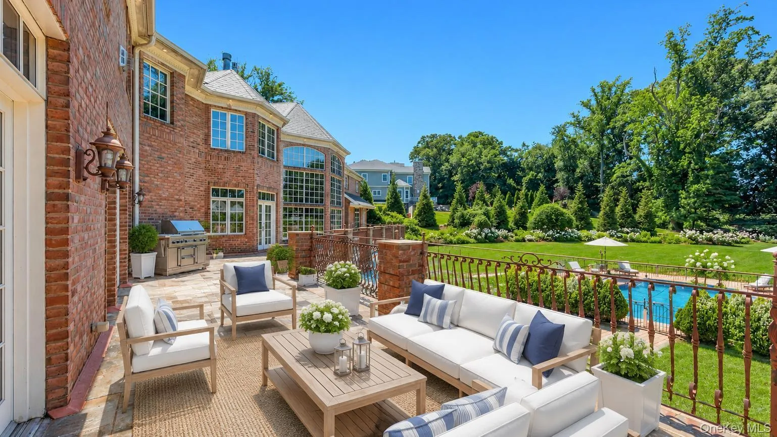 250 Oyster Bay Road, Oyster Bay, NY, 5 Bedrooms Bedrooms, 12 Rooms Rooms,6 BathroomsBathrooms,Residential,For Rent,Oyster Bay,0,1022418 250 Oyster Bay Road, Oyster Bay, NY, 5 Bedrooms Bedrooms, 12 Rooms Rooms,6 BathroomsBathrooms,Residential,For Rent,Oyster Bay,0,1022418