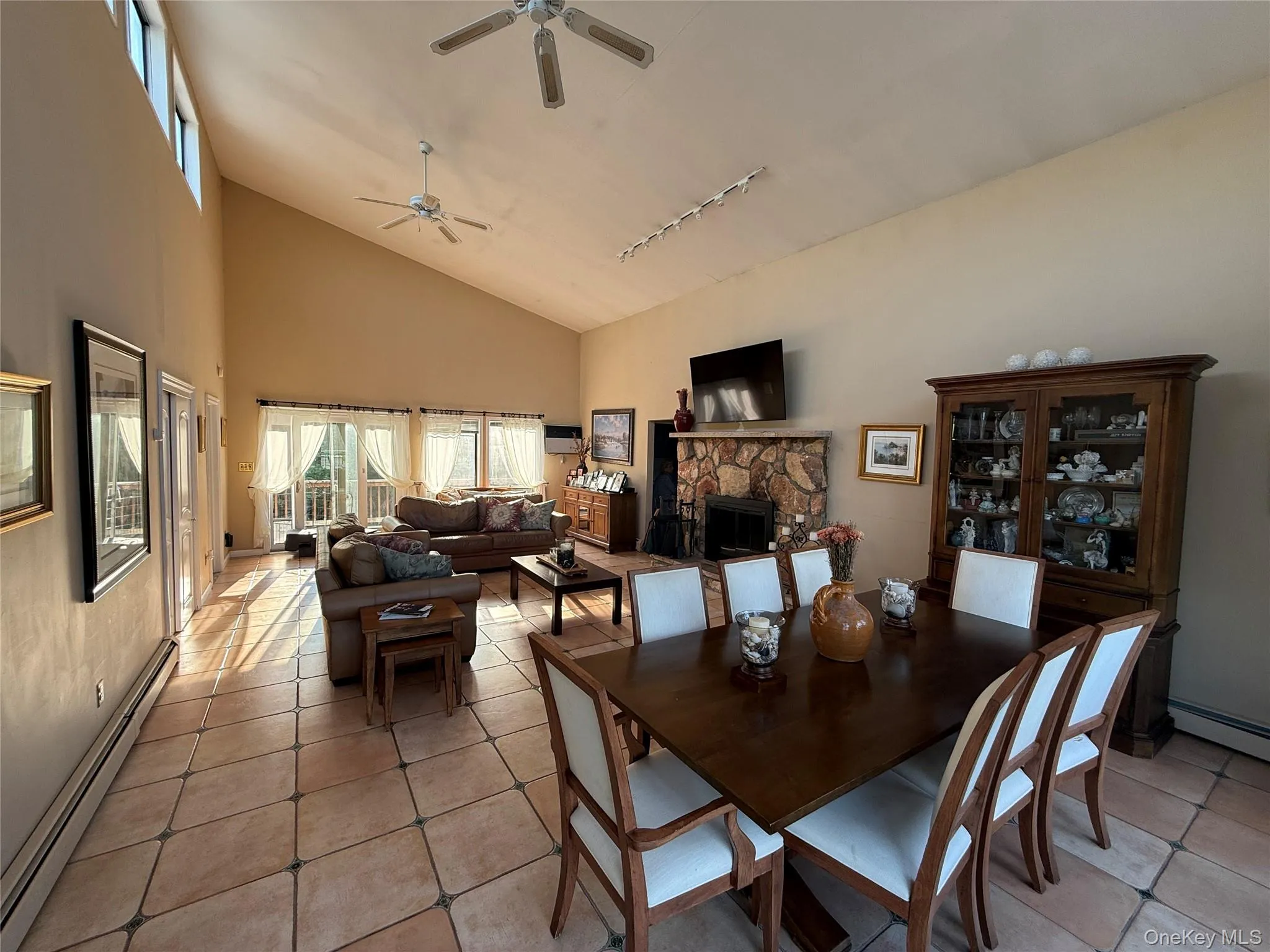 588 Long Beach Road, Smithtown, NY, 4 Bedrooms Bedrooms, 10 Rooms Rooms,3 BathroomsBathrooms,Residential,For Rent,Long Beach,0,1022420 588 Long Beach Road, Smithtown, NY, 4 Bedrooms Bedrooms, 10 Rooms Rooms,3 BathroomsBathrooms,Residential,For Rent,Long Beach,0,1022420