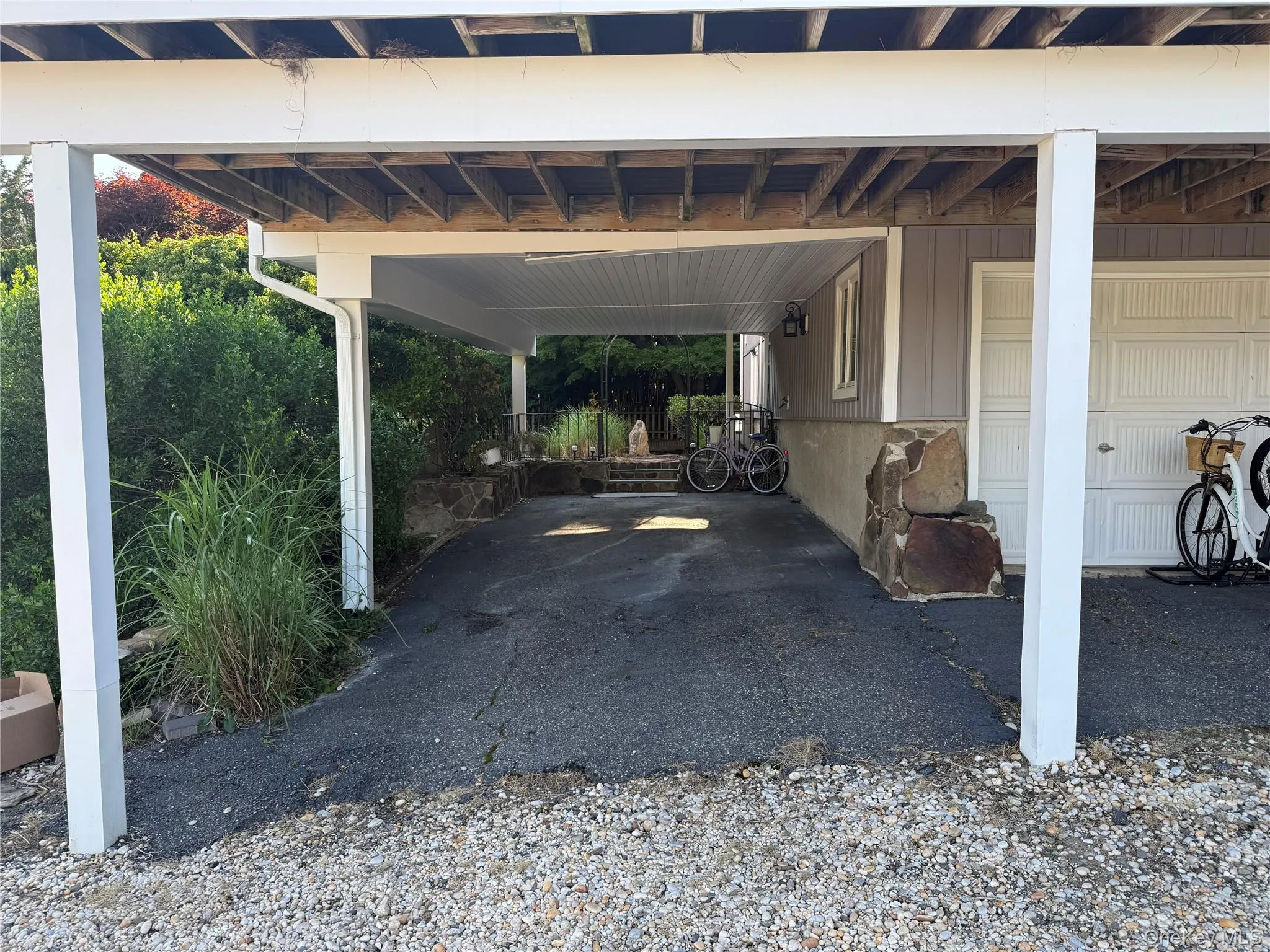 588 Long Beach Road, Smithtown, NY, 4 Bedrooms Bedrooms, 10 Rooms Rooms,3 BathroomsBathrooms,Residential,For Rent,Long Beach,0,1022420 588 Long Beach Road, Smithtown, NY, 4 Bedrooms Bedrooms, 10 Rooms Rooms,3 BathroomsBathrooms,Residential,For Rent,Long Beach,0,1022420