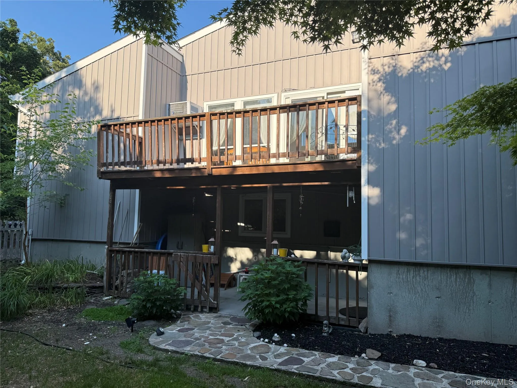 588 Long Beach Road, Smithtown, NY, 4 Bedrooms Bedrooms, 10 Rooms Rooms,3 BathroomsBathrooms,Residential,For Rent,Long Beach,0,1022420 588 Long Beach Road, Smithtown, NY, 4 Bedrooms Bedrooms, 10 Rooms Rooms,3 BathroomsBathrooms,Residential,For Rent,Long Beach,0,1022420