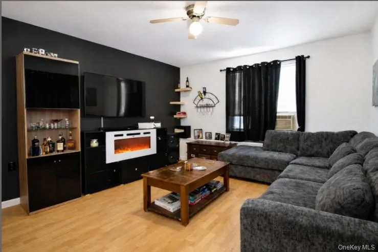9 Benedict Lane, New Windsor, NY, 3 Bedrooms Bedrooms, 6 Rooms Rooms,1 BathroomBathrooms,Residential Lease,For Rent,Benedict,0,1022428 9 Benedict Lane, New Windsor, NY, 3 Bedrooms Bedrooms, 6 Rooms Rooms,1 BathroomBathrooms,Residential Lease,For Rent,Benedict,0,1022428