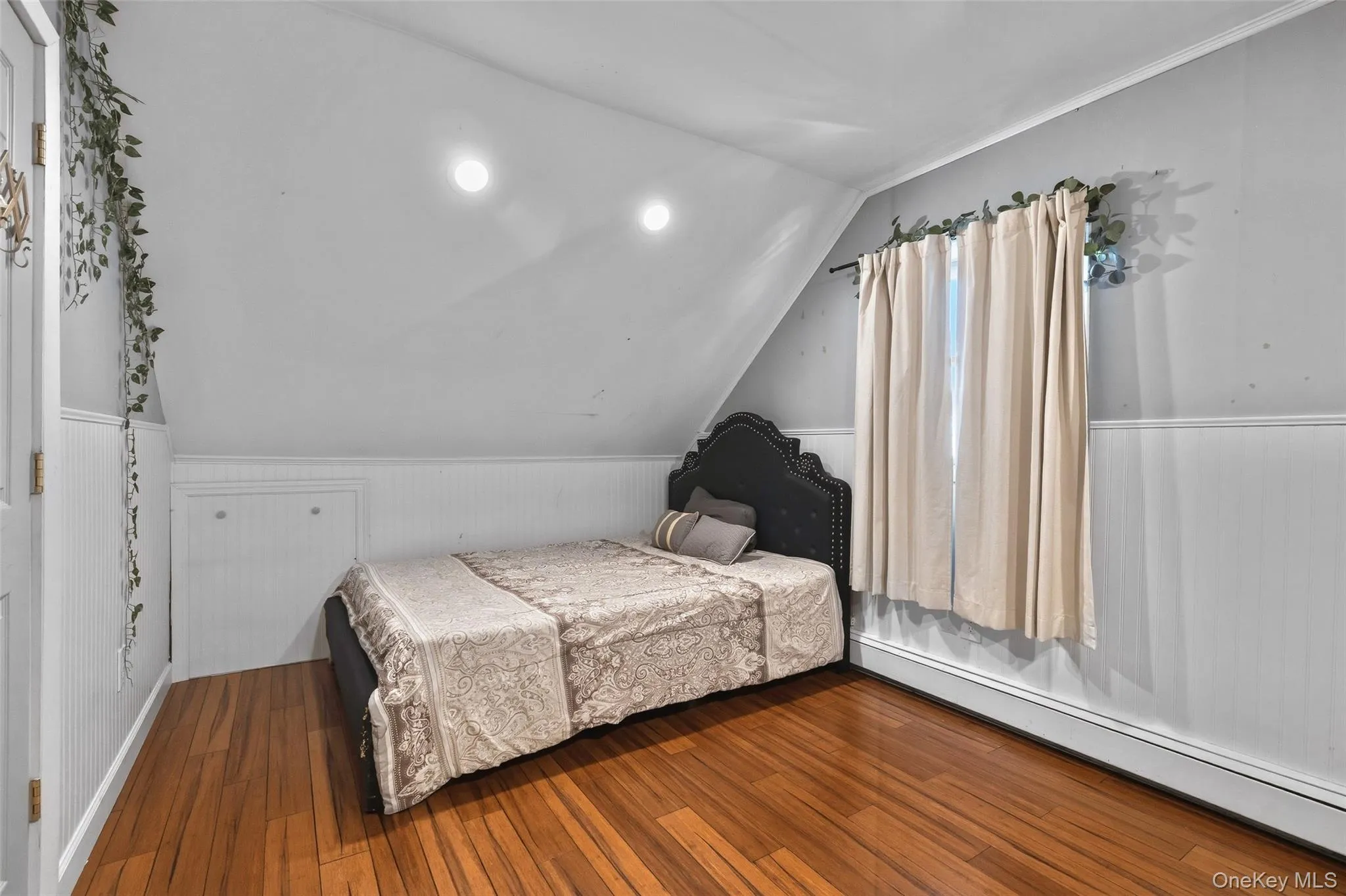 3977 Baylis Road, Hempstead, NY, 4 Bedrooms Bedrooms, 9 Rooms Rooms,2 BathroomsBathrooms,Residential,For Rent,Baylis,0,1022431 3977 Baylis Road, Hempstead, NY, 4 Bedrooms Bedrooms, 9 Rooms Rooms,2 BathroomsBathrooms,Residential,For Rent,Baylis,0,1022431