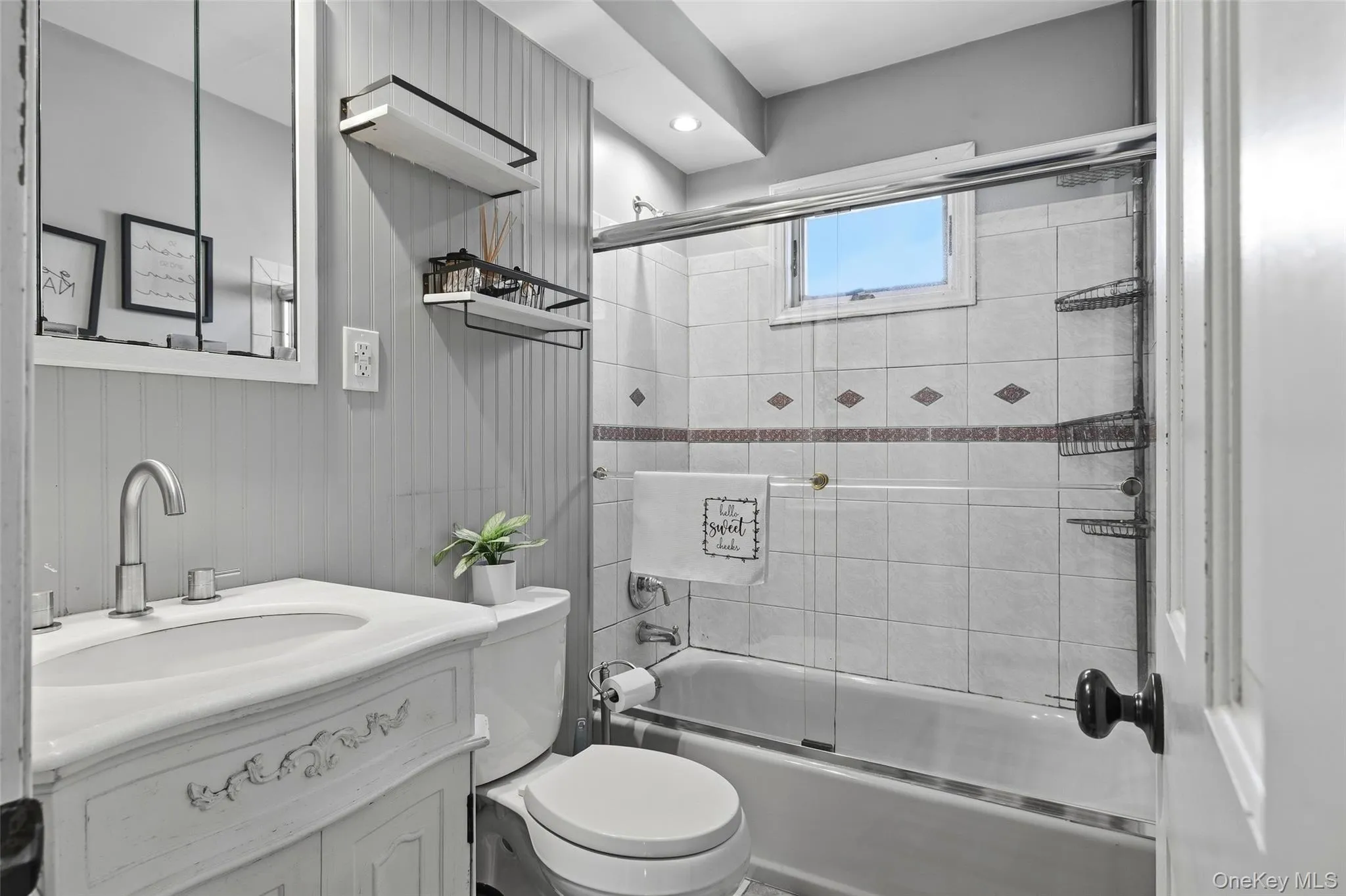 3977 Baylis Road, Hempstead, NY, 4 Bedrooms Bedrooms, 9 Rooms Rooms,2 BathroomsBathrooms,Residential,For Rent,Baylis,0,1022431 3977 Baylis Road, Hempstead, NY, 4 Bedrooms Bedrooms, 9 Rooms Rooms,2 BathroomsBathrooms,Residential,For Rent,Baylis,0,1022431