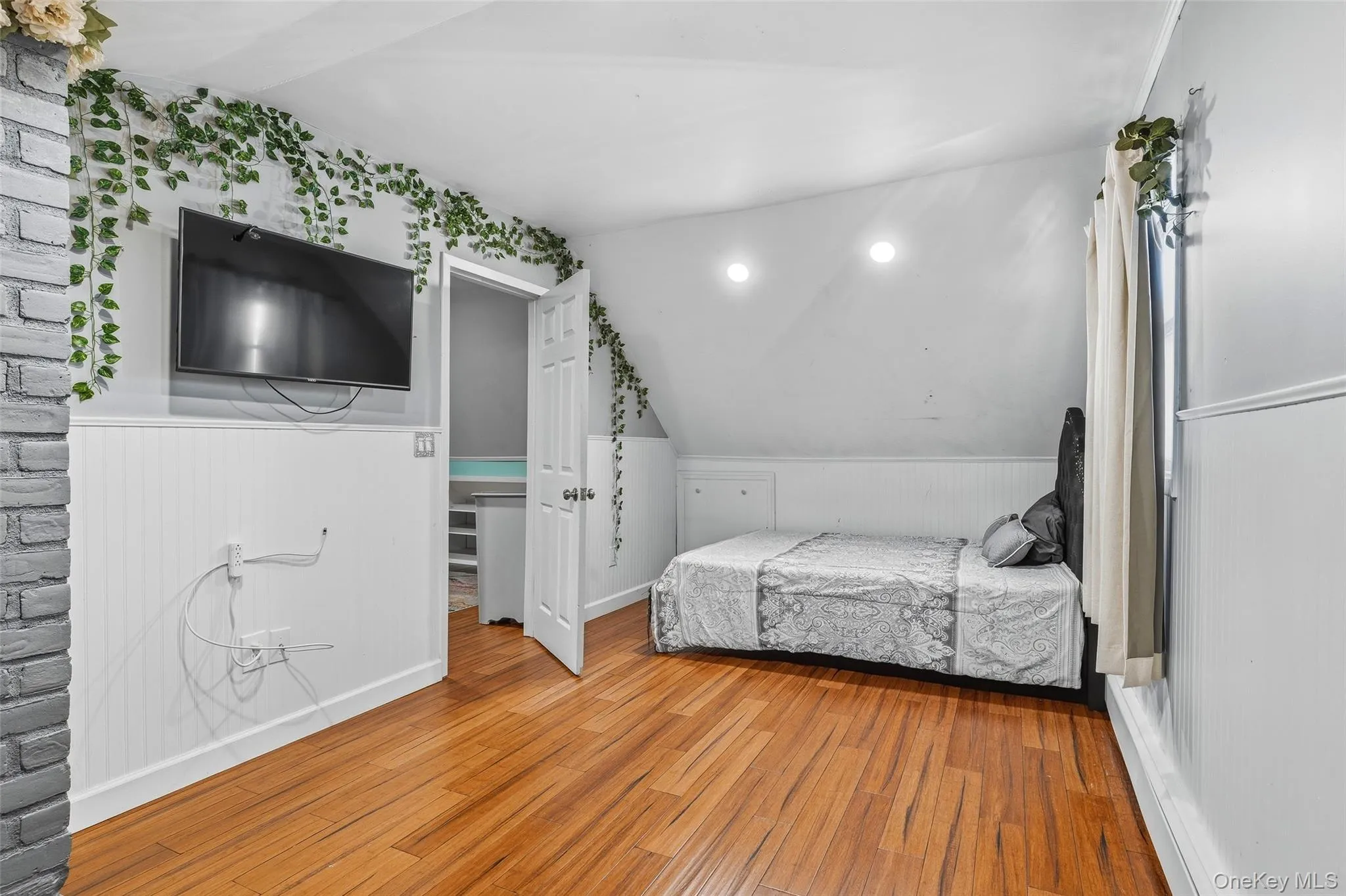 3977 Baylis Road, Hempstead, NY, 4 Bedrooms Bedrooms, 9 Rooms Rooms,2 BathroomsBathrooms,Residential,For Rent,Baylis,0,1022431 3977 Baylis Road, Hempstead, NY, 4 Bedrooms Bedrooms, 9 Rooms Rooms,2 BathroomsBathrooms,Residential,For Rent,Baylis,0,1022431