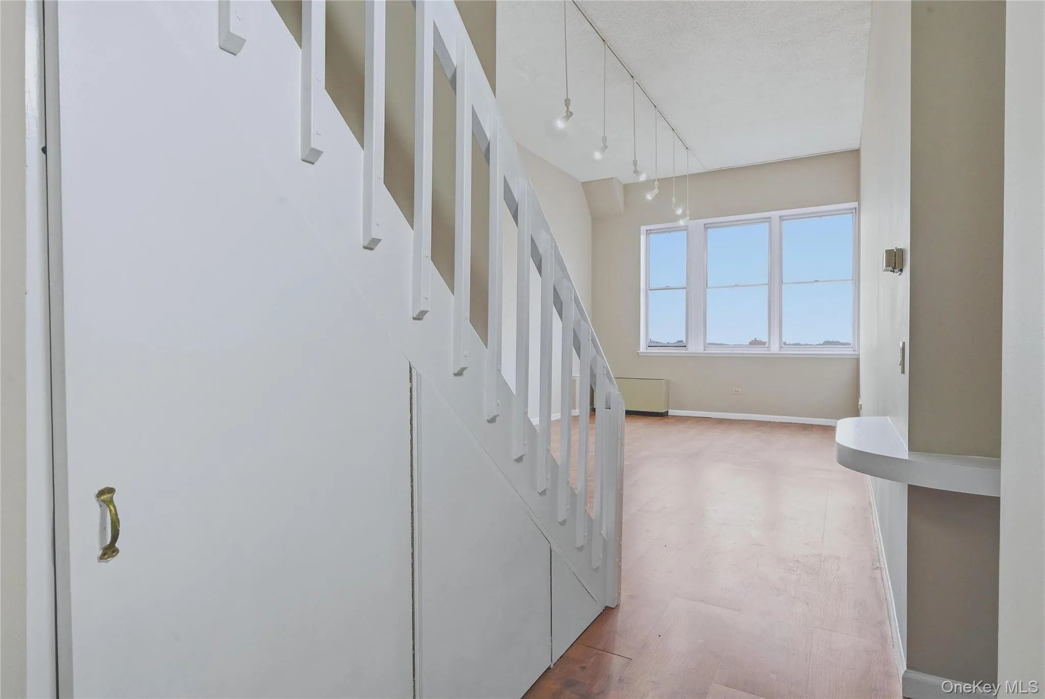 1 Landmark Square, Rye Town, NY, 3 Rooms Rooms,1 BathroomBathrooms,Residential,For Rent,Landmark,0,1022433 1 Landmark Square, Rye Town, NY, 3 Rooms Rooms,1 BathroomBathrooms,Residential,For Rent,Landmark,0,1022433