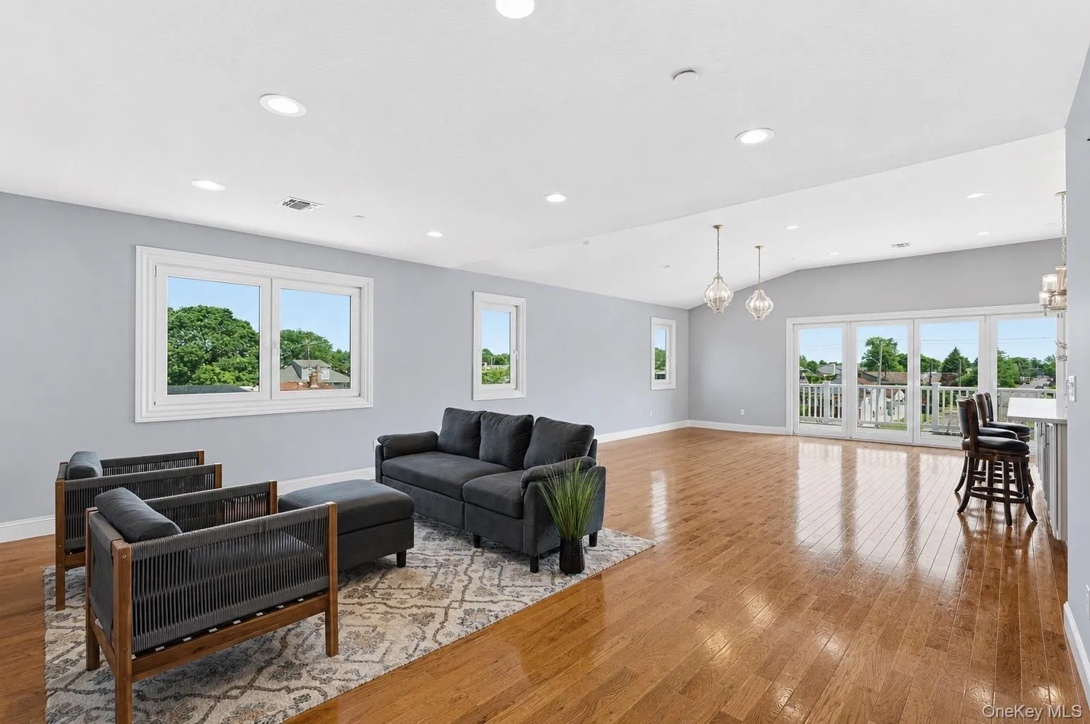 762 Pecan Street, Babylon, NY, 5 Bedrooms Bedrooms, 11 Rooms Rooms,4 BathroomsBathrooms,Residential,For Rent,Pecan,0,1022447 762 Pecan Street, Babylon, NY, 5 Bedrooms Bedrooms, 11 Rooms Rooms,4 BathroomsBathrooms,Residential,For Rent,Pecan,0,1022447