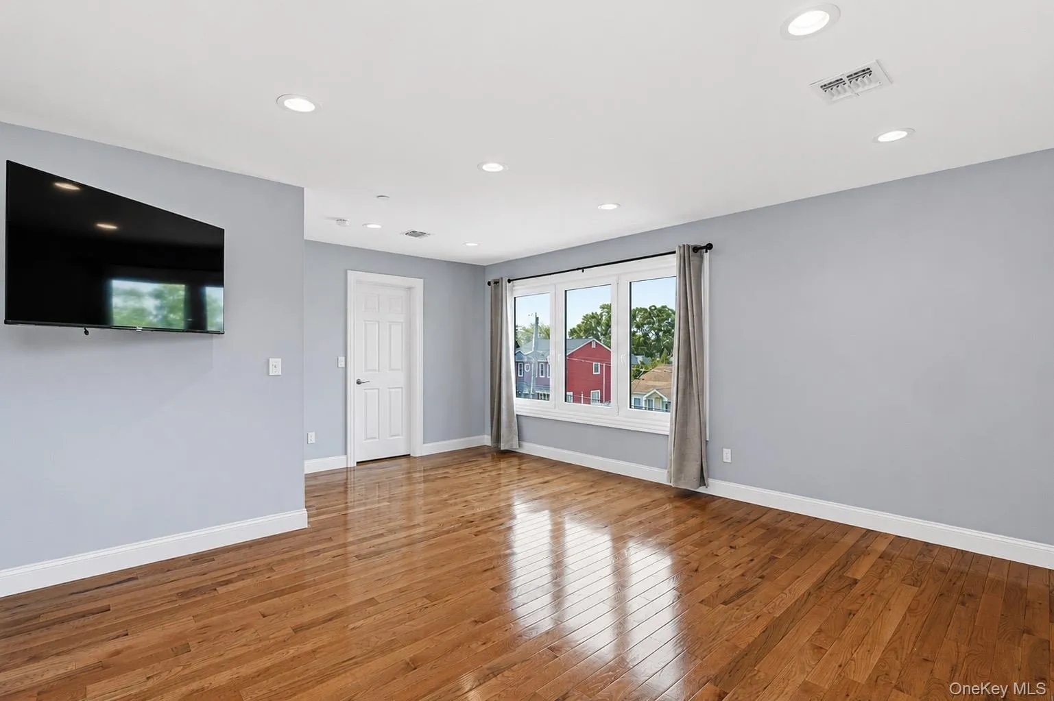 762 Pecan Street, Babylon, NY, 5 Bedrooms Bedrooms, 11 Rooms Rooms,4 BathroomsBathrooms,Residential,For Rent,Pecan,0,1022447 762 Pecan Street, Babylon, NY, 5 Bedrooms Bedrooms, 11 Rooms Rooms,4 BathroomsBathrooms,Residential,For Rent,Pecan,0,1022447