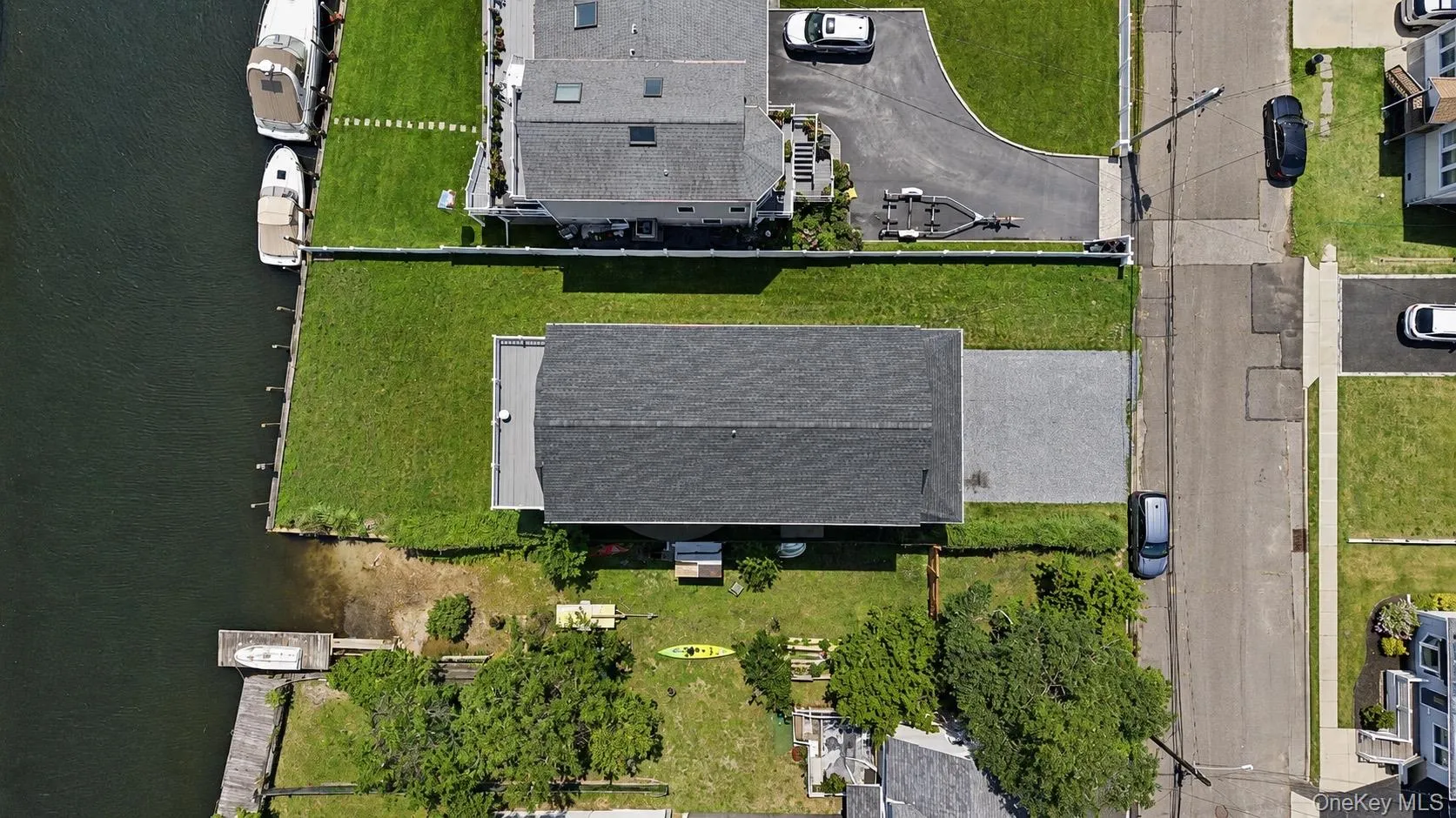 762 Pecan Street, Babylon, NY, 5 Bedrooms Bedrooms, 11 Rooms Rooms,4 BathroomsBathrooms,Residential,For Rent,Pecan,0,1022447 762 Pecan Street, Babylon, NY, 5 Bedrooms Bedrooms, 11 Rooms Rooms,4 BathroomsBathrooms,Residential,For Rent,Pecan,0,1022447