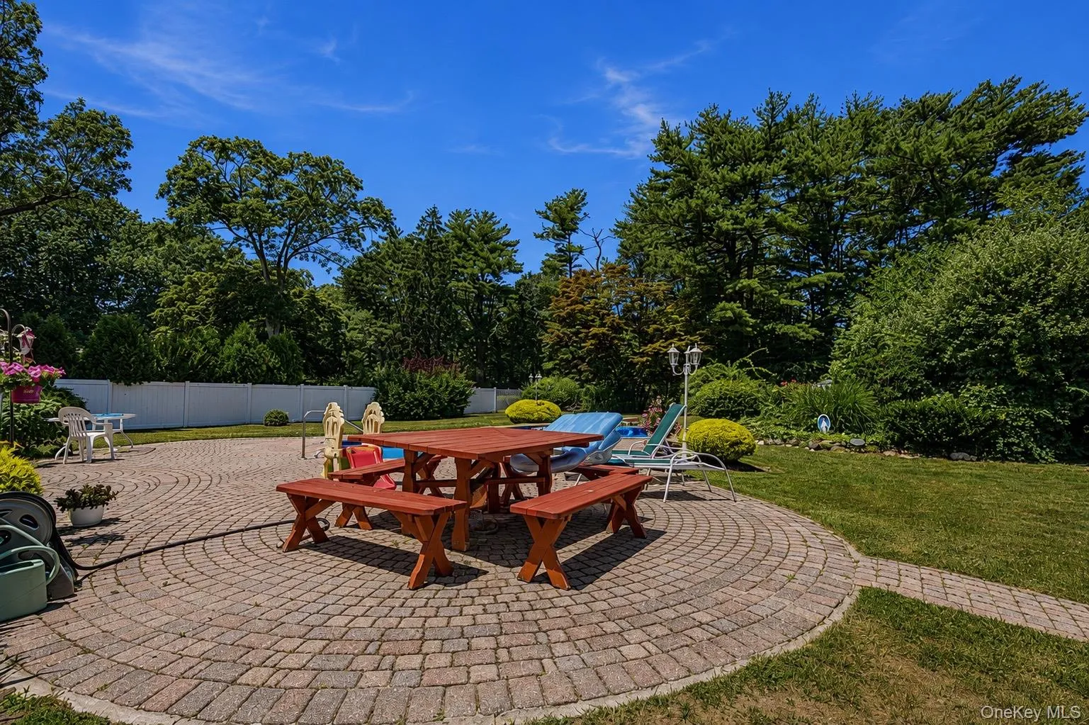72 Dix Highway, Huntington, NY, 4 Bedrooms Bedrooms, 12 Rooms Rooms,2 BathroomsBathrooms,Residential,For Rent,Dix,0,1022459 72 Dix Highway, Huntington, NY, 4 Bedrooms Bedrooms, 12 Rooms Rooms,2 BathroomsBathrooms,Residential,For Rent,Dix,0,1022459