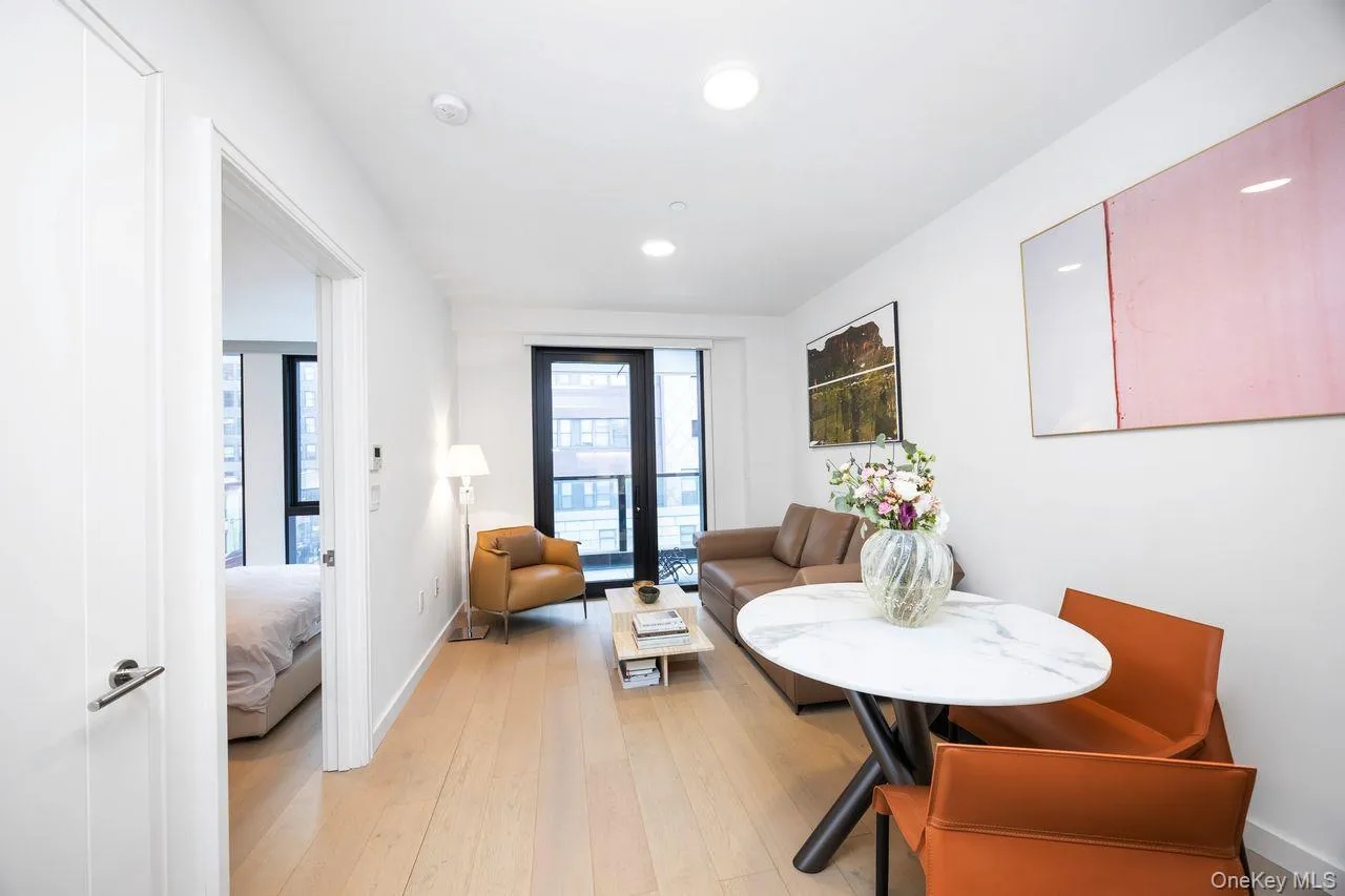 300 30th Street, New York, NY, 1 Bedroom Bedrooms, 5 Rooms Rooms,1 BathroomBathrooms,Residential Lease,For Rent,30th,0,1022462 300 30th Street, New York, NY, 1 Bedroom Bedrooms, 5 Rooms Rooms,1 BathroomBathrooms,Residential Lease,For Rent,30th,0,1022462