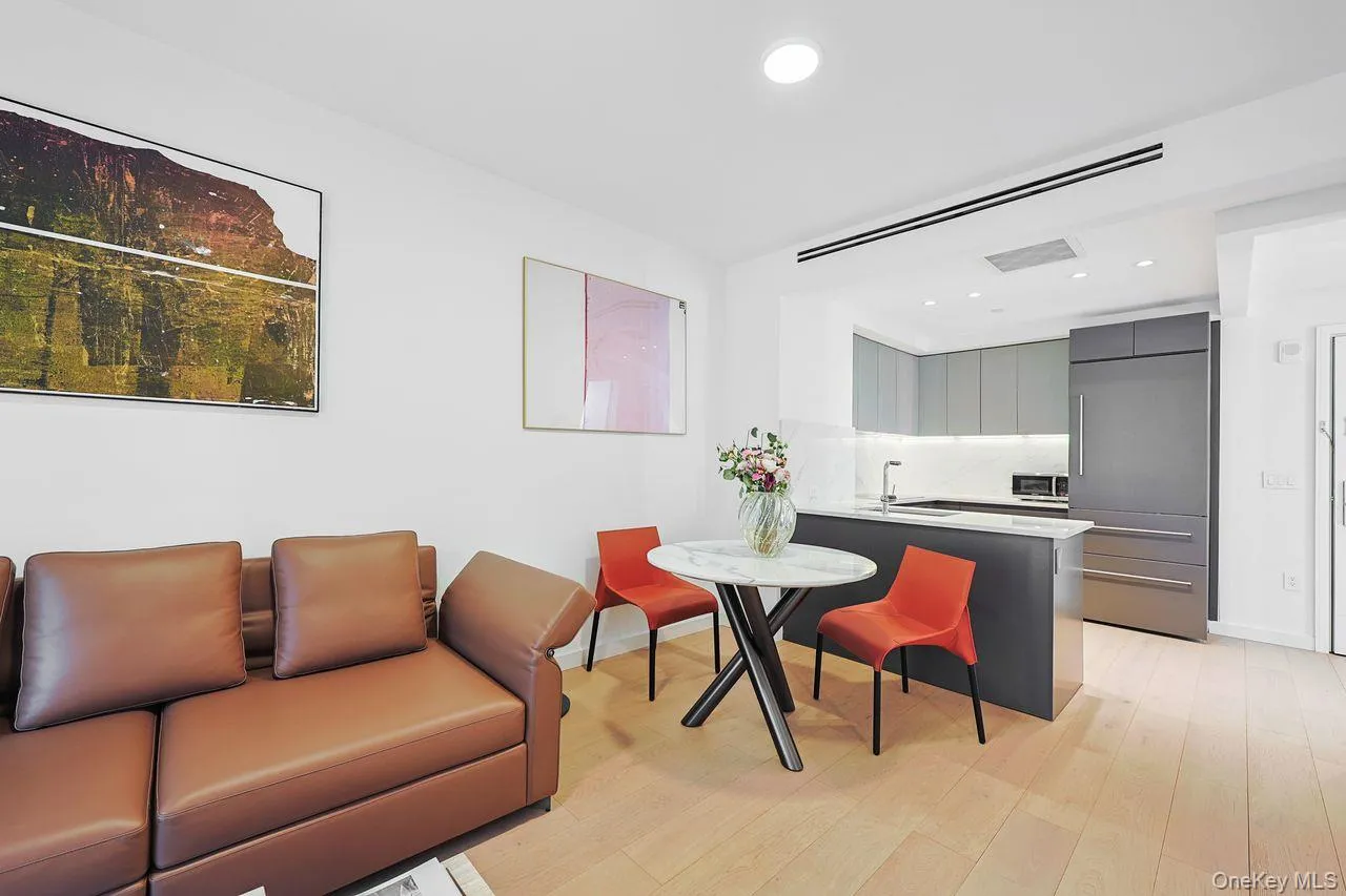 300 30th Street, New York, NY, 1 Bedroom Bedrooms, 5 Rooms Rooms,1 BathroomBathrooms,Residential Lease,For Rent,30th,0,1022462 300 30th Street, New York, NY, 1 Bedroom Bedrooms, 5 Rooms Rooms,1 BathroomBathrooms,Residential Lease,For Rent,30th,0,1022462