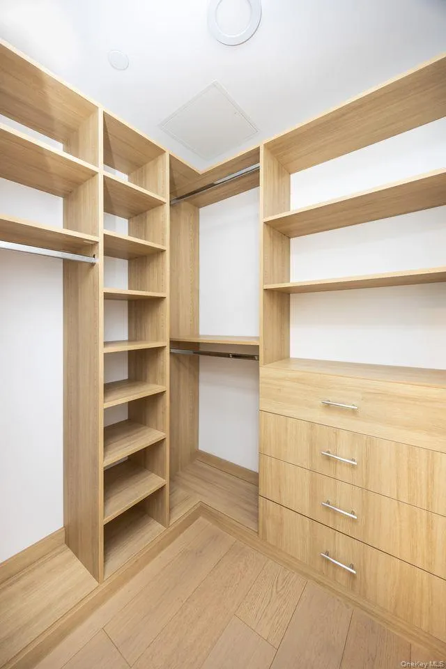 300 30th Street, New York, NY, 1 Bedroom Bedrooms, 5 Rooms Rooms,1 BathroomBathrooms,Residential Lease,For Rent,30th,0,1022462 300 30th Street, New York, NY, 1 Bedroom Bedrooms, 5 Rooms Rooms,1 BathroomBathrooms,Residential Lease,For Rent,30th,0,1022462
