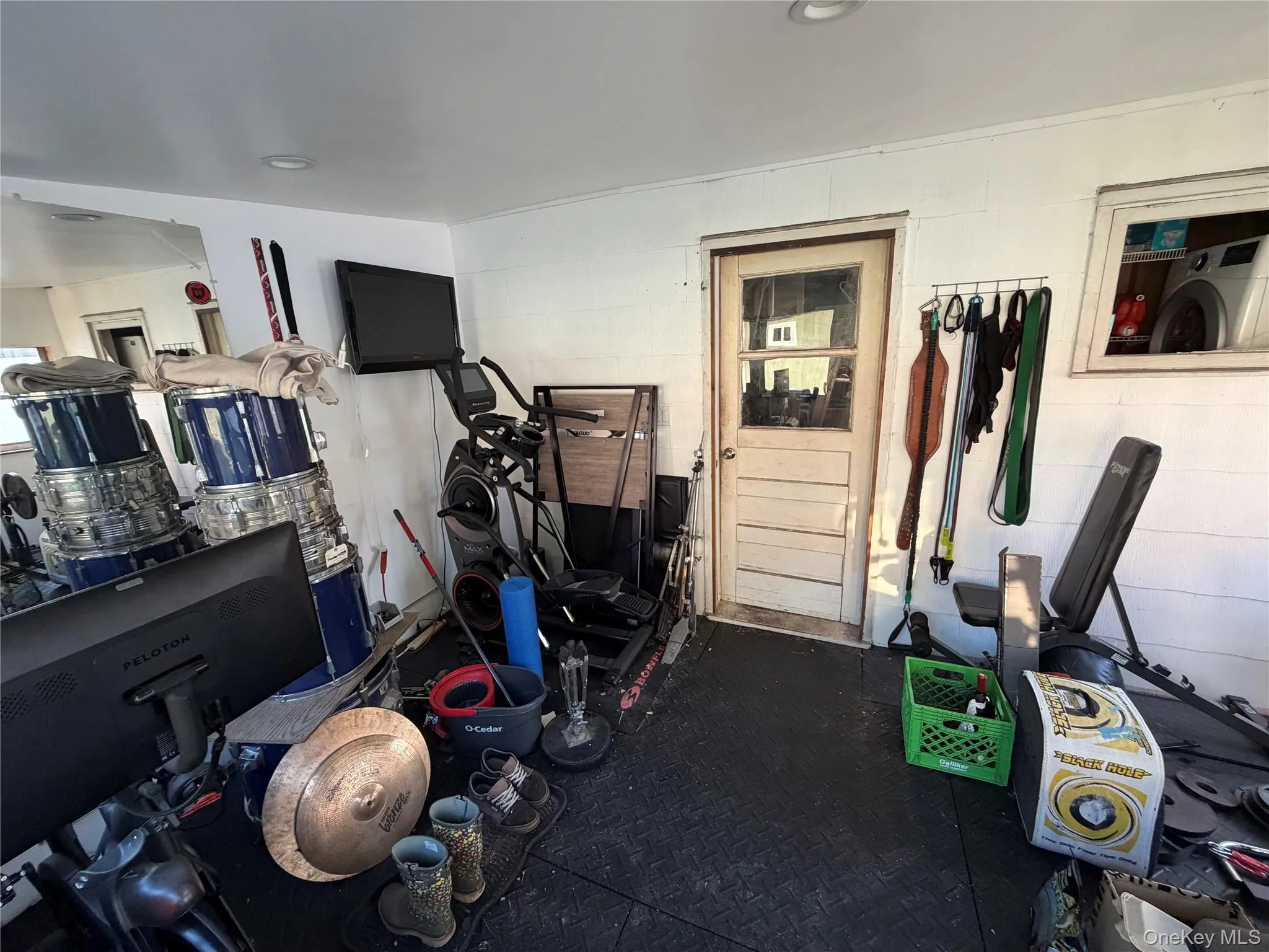 1443 Lombardy Boulevard, Islip, NY, 2 Bedrooms Bedrooms, 5 Rooms Rooms,1 BathroomBathrooms,Residential,For Rent,Lombardy,0,1022465 1443 Lombardy Boulevard, Islip, NY, 2 Bedrooms Bedrooms, 5 Rooms Rooms,1 BathroomBathrooms,Residential,For Rent,Lombardy,0,1022465