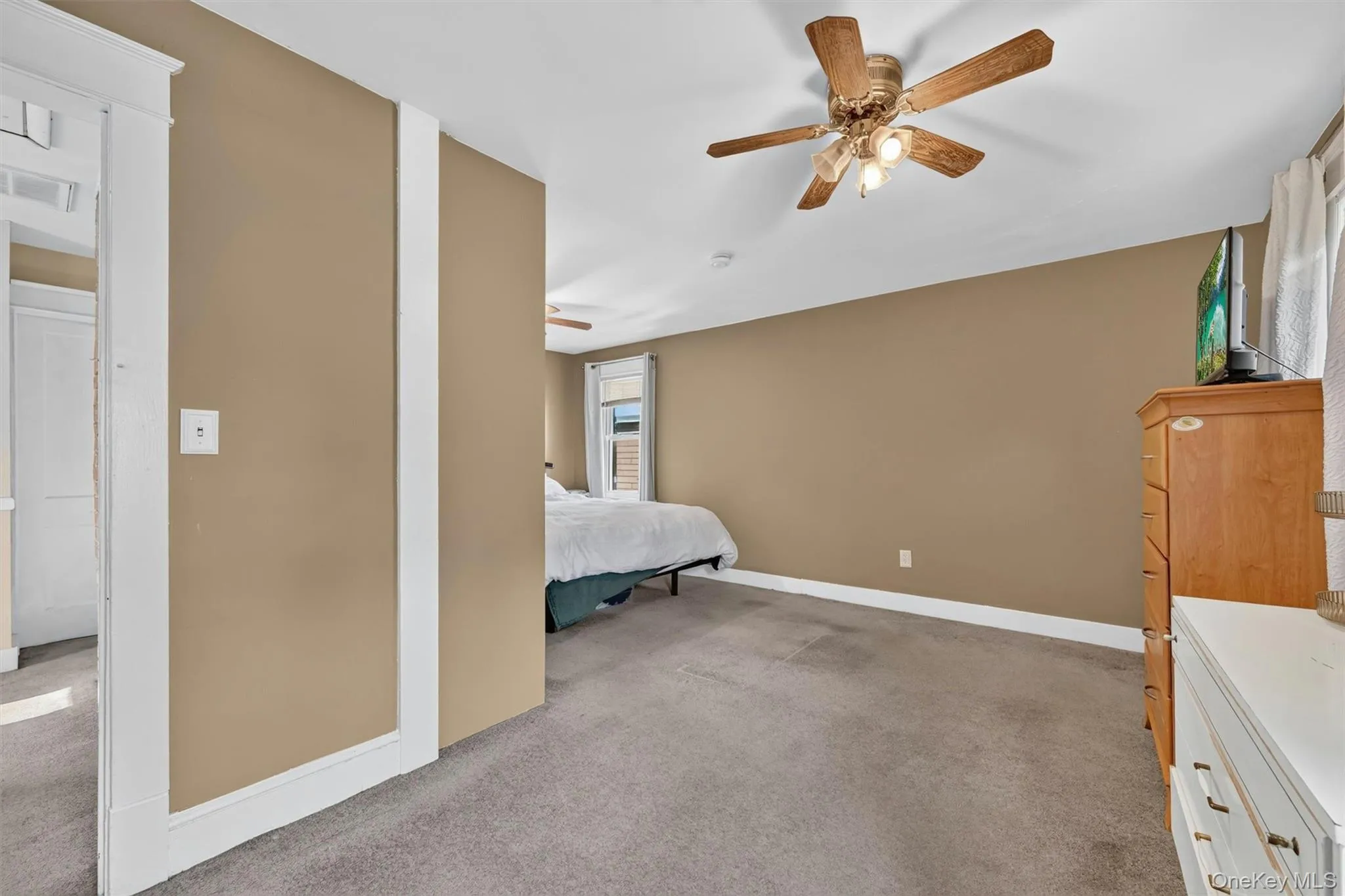 9 Stone Street, Newburgh (town), NY, 3 Bedrooms Bedrooms, 7 Rooms Rooms,1 BathroomBathrooms,Residential,For Rent,Stone,0,1022469 9 Stone Street, Newburgh (town), NY, 3 Bedrooms Bedrooms, 7 Rooms Rooms,1 BathroomBathrooms,Residential,For Rent,Stone,0,1022469