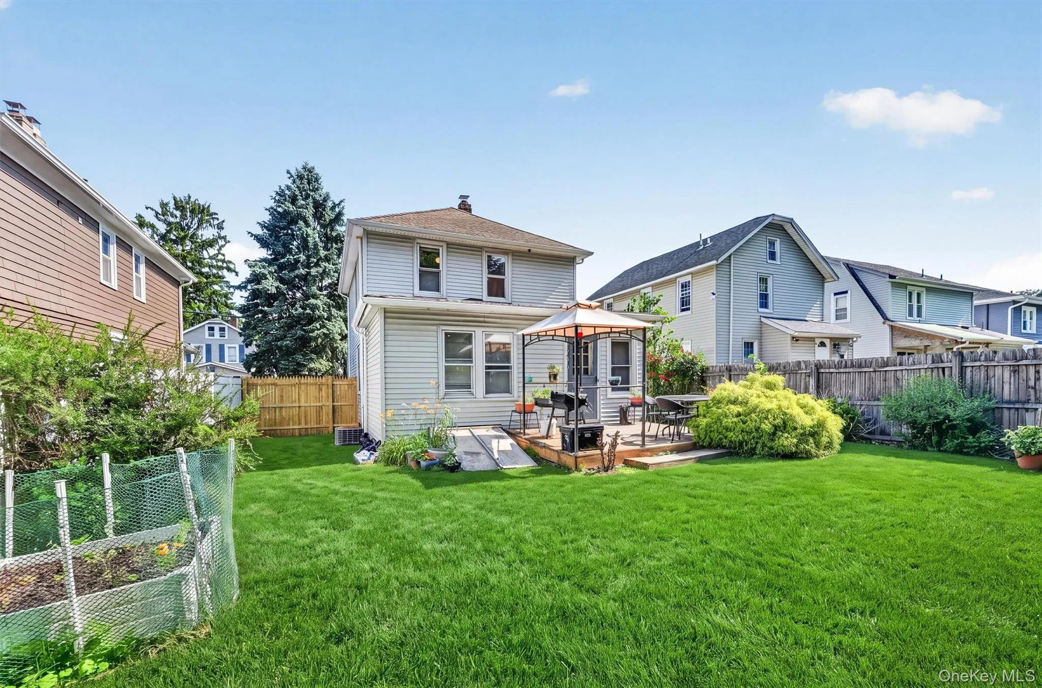9 Stone Street, Newburgh (town), NY, 3 Bedrooms Bedrooms, 7 Rooms Rooms,1 BathroomBathrooms,Residential,For Rent,Stone,0,1022469 9 Stone Street, Newburgh (town), NY, 3 Bedrooms Bedrooms, 7 Rooms Rooms,1 BathroomBathrooms,Residential,For Rent,Stone,0,1022469