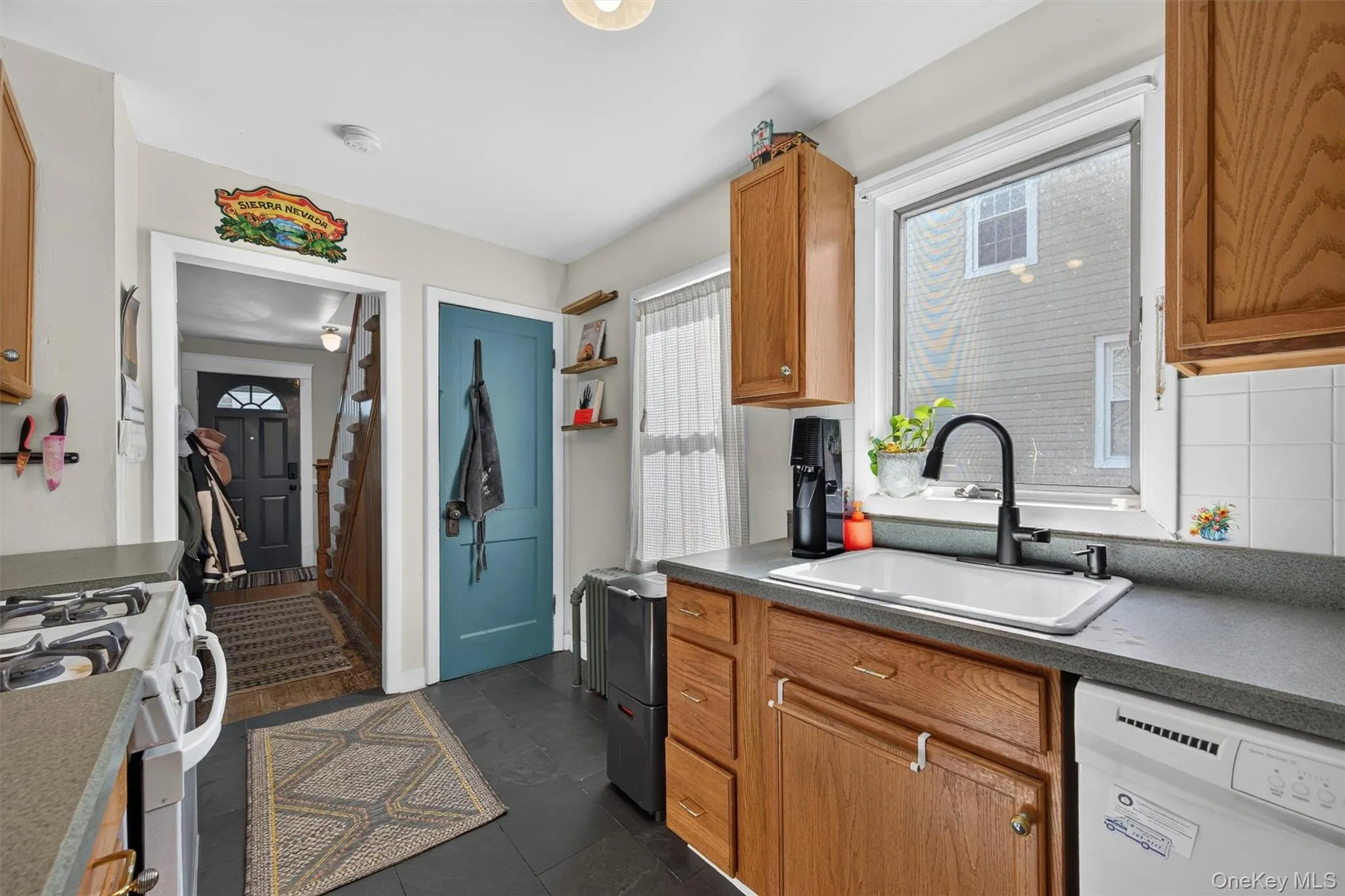 9 Stone Street, Newburgh (town), NY, 3 Bedrooms Bedrooms, 7 Rooms Rooms,1 BathroomBathrooms,Residential,For Rent,Stone,0,1022469 9 Stone Street, Newburgh (town), NY, 3 Bedrooms Bedrooms, 7 Rooms Rooms,1 BathroomBathrooms,Residential,For Rent,Stone,0,1022469