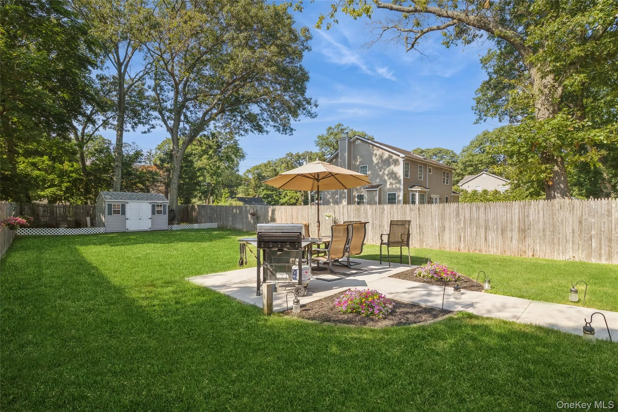 12 Oak Street, Brookhaven, NY, 3 Bedrooms Bedrooms, 7 Rooms Rooms,2 BathroomsBathrooms,Residential,For Rent,Oak,0,1022476 12 Oak Street, Brookhaven, NY, 3 Bedrooms Bedrooms, 7 Rooms Rooms,2 BathroomsBathrooms,Residential,For Rent,Oak,0,1022476