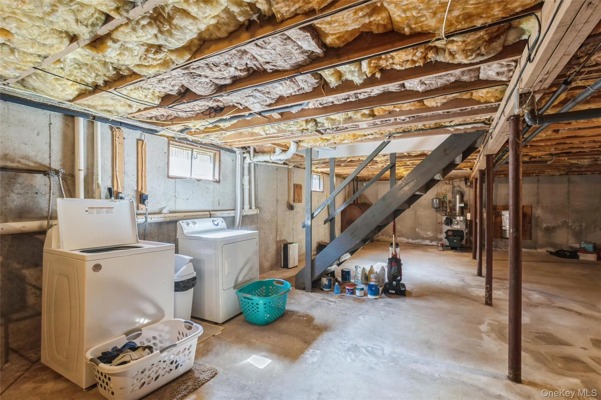12 Oak Street, Brookhaven, NY, 3 Bedrooms Bedrooms, 7 Rooms Rooms,2 BathroomsBathrooms,Residential,For Rent,Oak,0,1022476 12 Oak Street, Brookhaven, NY, 3 Bedrooms Bedrooms, 7 Rooms Rooms,2 BathroomsBathrooms,Residential,For Rent,Oak,0,1022476