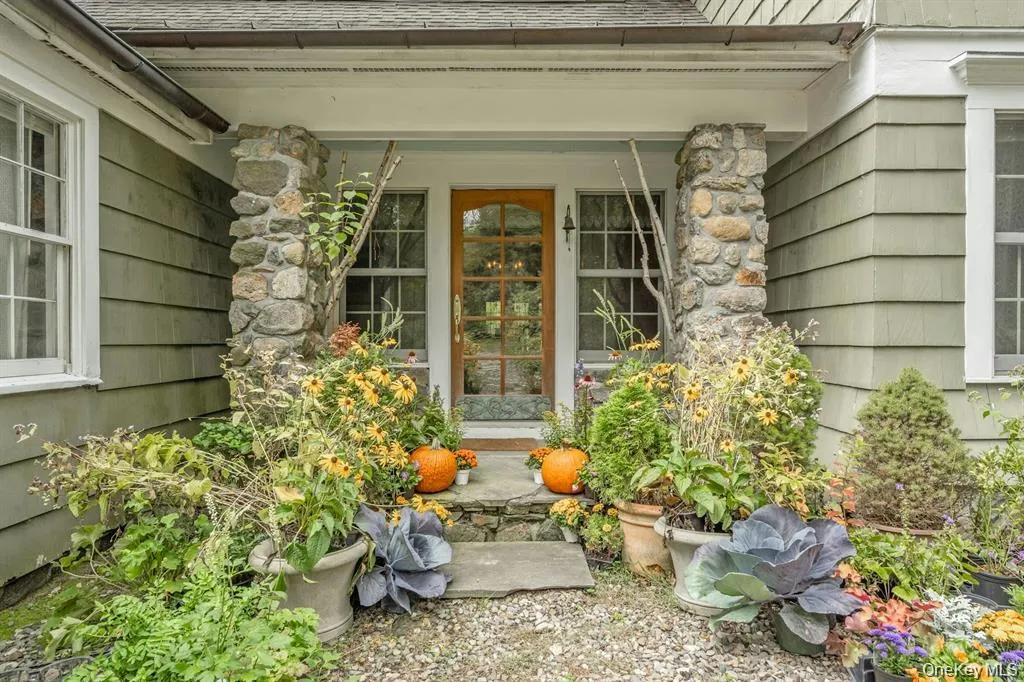 209 Hardscrabble Road, North Salem, NY, 4 Bedrooms Bedrooms, 17 Rooms Rooms,3 BathroomsBathrooms,Residential,For Rent,Hardscrabble,0,1022482 209 Hardscrabble Road, North Salem, NY, 4 Bedrooms Bedrooms, 17 Rooms Rooms,3 BathroomsBathrooms,Residential,For Rent,Hardscrabble,0,1022482
