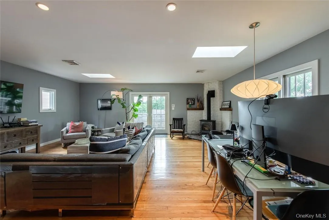44 Main Street, North East, NY, 2 Bedrooms Bedrooms, 5 Rooms Rooms,1 BathroomBathrooms,Residential Lease,For Rent,Main,0,1022484 44 Main Street, North East, NY, 2 Bedrooms Bedrooms, 5 Rooms Rooms,1 BathroomBathrooms,Residential Lease,For Rent,Main,0,1022484