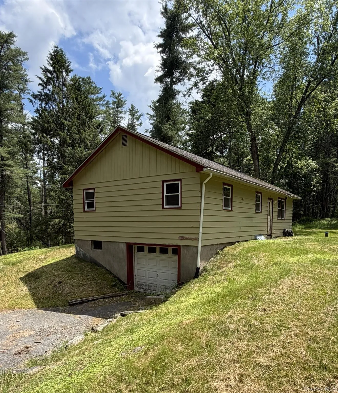 5 Steges Road, Highland, NY, 3 Bedrooms Bedrooms, 5 Rooms Rooms,1 BathroomBathrooms,Residential,For Rent,Steges,0,1022486 5 Steges Road, Highland, NY, 3 Bedrooms Bedrooms, 5 Rooms Rooms,1 BathroomBathrooms,Residential,For Rent,Steges,0,1022486