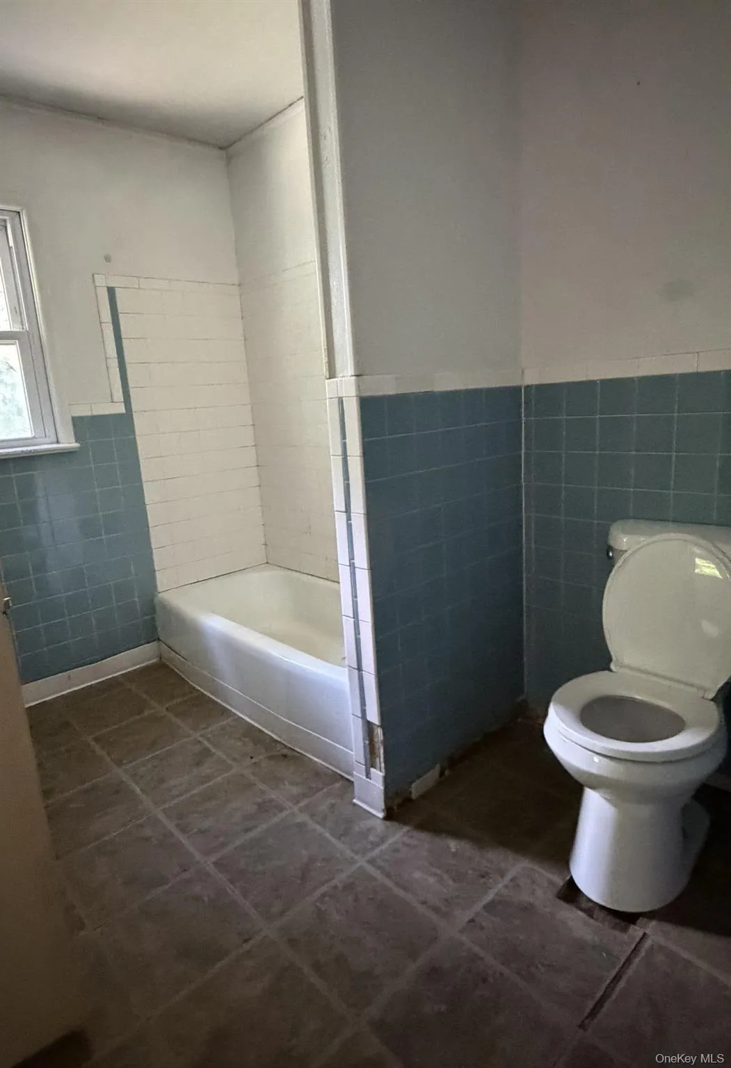 5 Steges Road, Highland, NY, 3 Bedrooms Bedrooms, 5 Rooms Rooms,1 BathroomBathrooms,Residential,For Rent,Steges,0,1022486 5 Steges Road, Highland, NY, 3 Bedrooms Bedrooms, 5 Rooms Rooms,1 BathroomBathrooms,Residential,For Rent,Steges,0,1022486