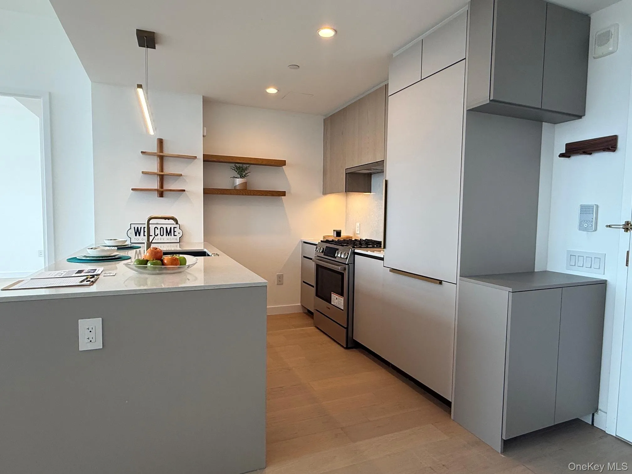 3 Court Square, New York, NY, 2 Bedrooms Bedrooms, 4 Rooms Rooms,2 BathroomsBathrooms,Residential,For Rent,Court,0,1022493 3 Court Square, New York, NY, 2 Bedrooms Bedrooms, 4 Rooms Rooms,2 BathroomsBathrooms,Residential,For Rent,Court,0,1022493