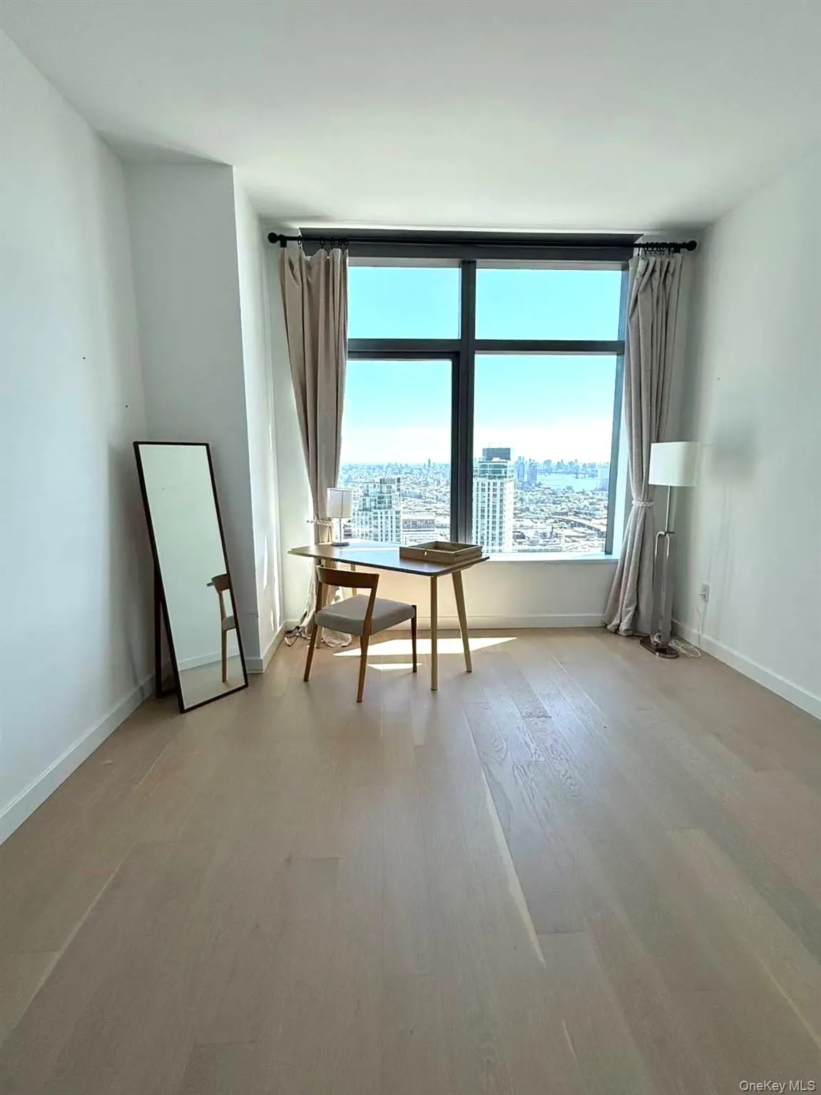 3 Court Square, New York, NY, 2 Bedrooms Bedrooms, 4 Rooms Rooms,2 BathroomsBathrooms,Residential,For Rent,Court,0,1022493 3 Court Square, New York, NY, 2 Bedrooms Bedrooms, 4 Rooms Rooms,2 BathroomsBathrooms,Residential,For Rent,Court,0,1022493