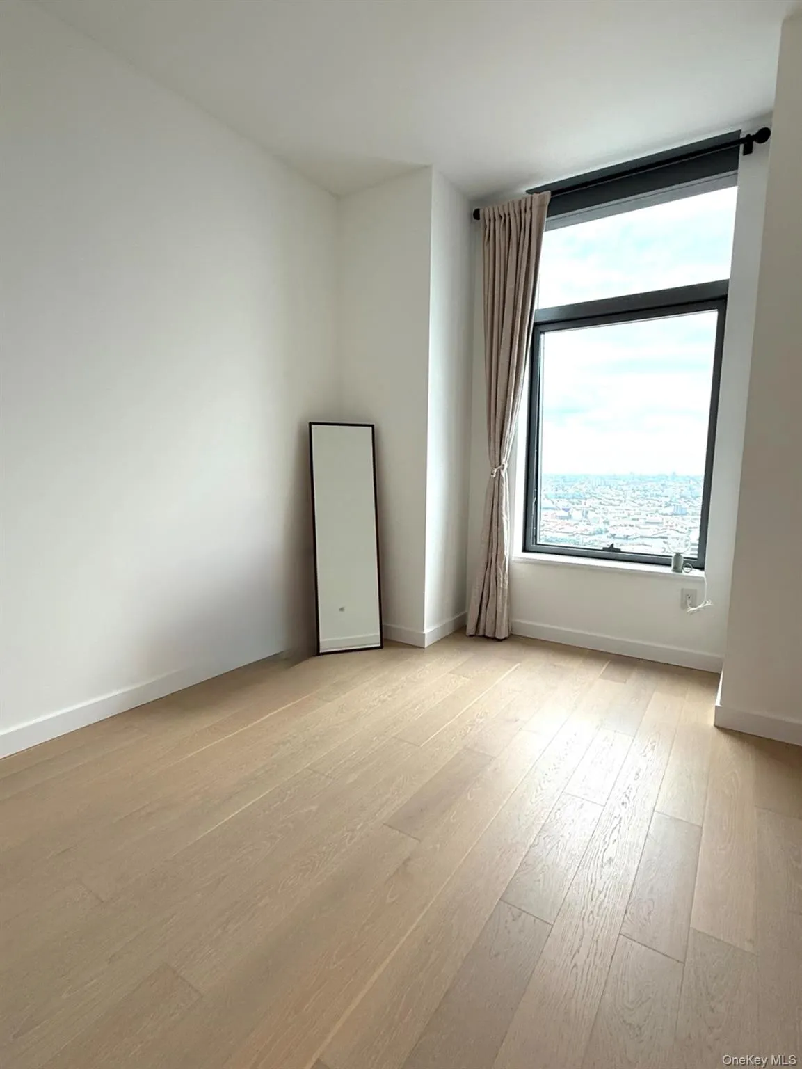 3 Court Square, New York, NY, 2 Bedrooms Bedrooms, 4 Rooms Rooms,2 BathroomsBathrooms,Residential,For Rent,Court,0,1022493 3 Court Square, New York, NY, 2 Bedrooms Bedrooms, 4 Rooms Rooms,2 BathroomsBathrooms,Residential,For Rent,Court,0,1022493