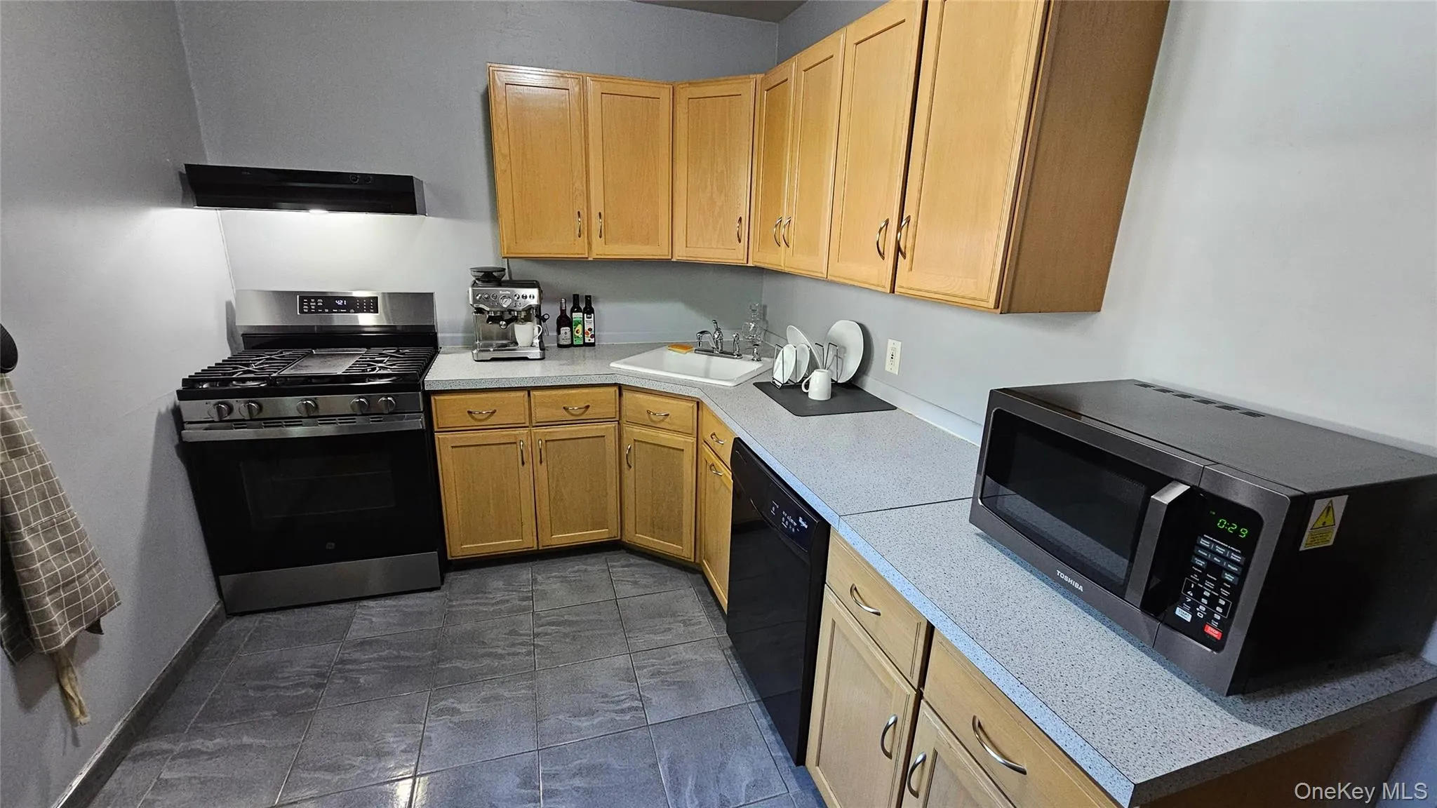133 Hilltop Acres, Yonkers, NY, 1 Bedroom Bedrooms, 3 Rooms Rooms,1 BathroomBathrooms,Residential,For Rent,Hilltop Acres,0,1022498 133 Hilltop Acres, Yonkers, NY, 1 Bedroom Bedrooms, 3 Rooms Rooms,1 BathroomBathrooms,Residential,For Rent,Hilltop Acres,0,1022498