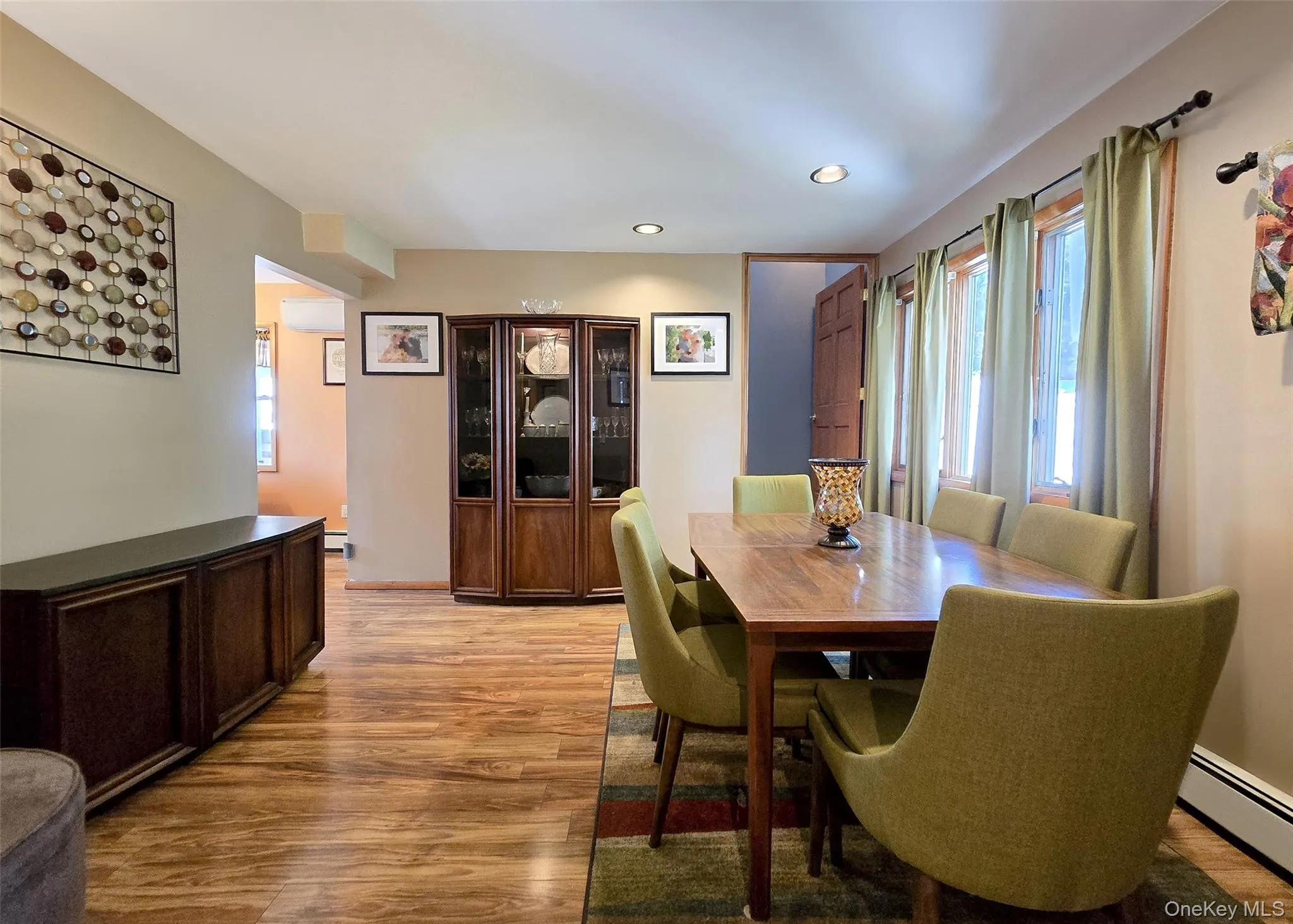 3 Broadway, Islip, NY, 3 Bedrooms Bedrooms, 7 Rooms Rooms,2 BathroomsBathrooms,Residential,For Rent,Broadway,0,1022503 3 Broadway, Islip, NY, 3 Bedrooms Bedrooms, 7 Rooms Rooms,2 BathroomsBathrooms,Residential,For Rent,Broadway,0,1022503