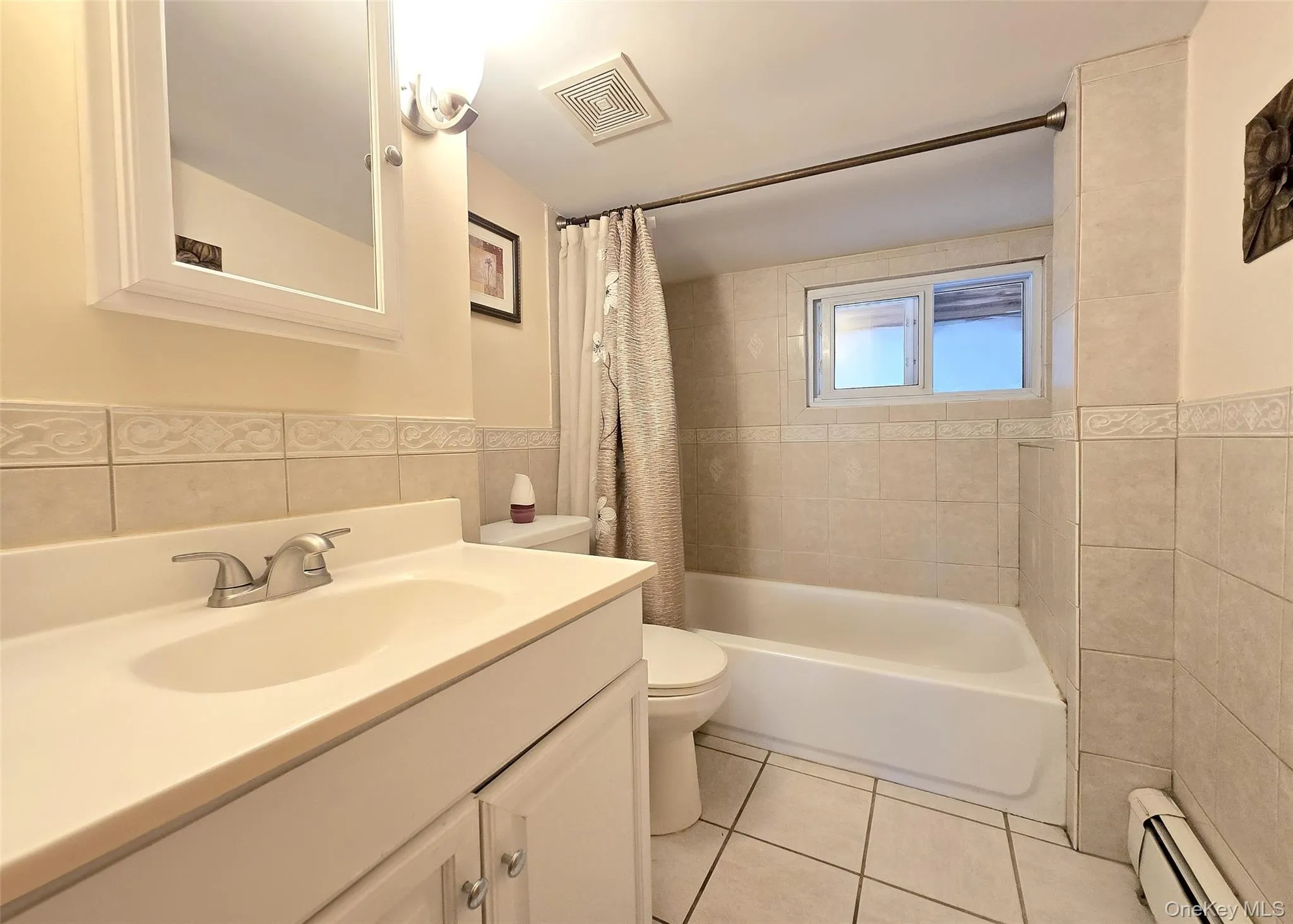 3 Broadway, Islip, NY, 3 Bedrooms Bedrooms, 7 Rooms Rooms,2 BathroomsBathrooms,Residential,For Rent,Broadway,0,1022503 3 Broadway, Islip, NY, 3 Bedrooms Bedrooms, 7 Rooms Rooms,2 BathroomsBathrooms,Residential,For Rent,Broadway,0,1022503