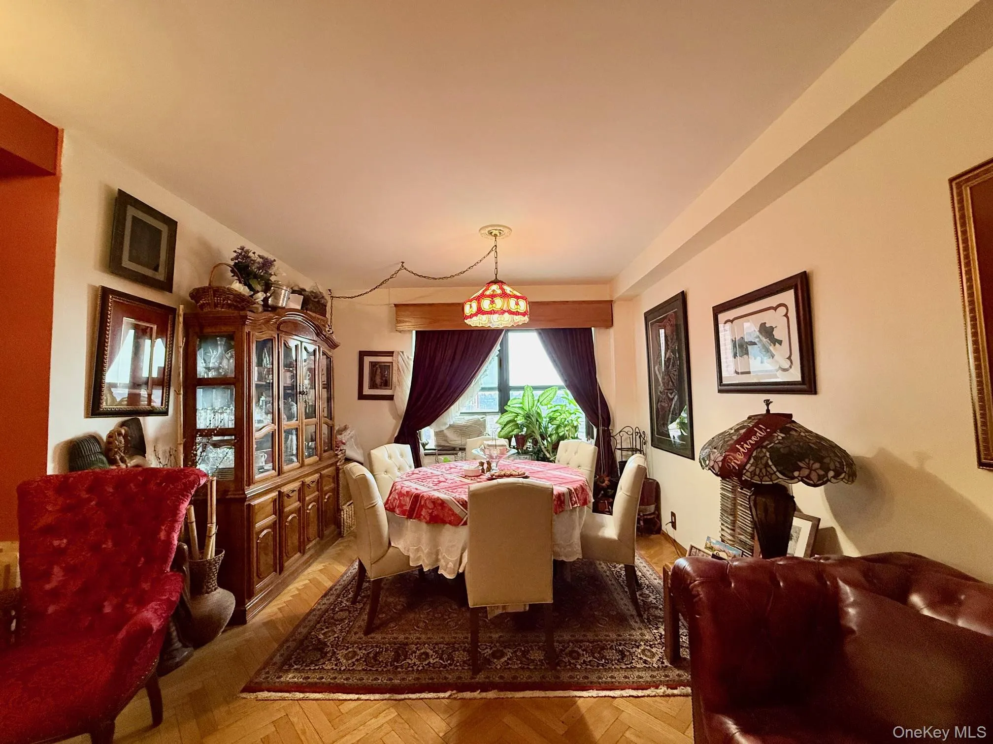 Open to the living room, double panel window, hardwood floors Open to the living room, double panel window, hardwood floors