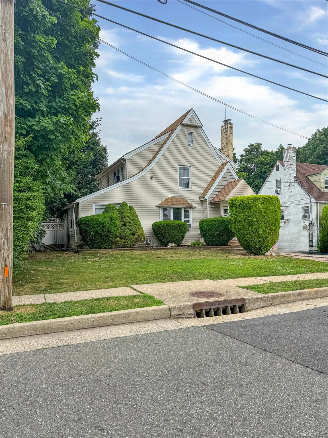117 Warner Avenue, Hempstead, NY, 3 Bedrooms Bedrooms, 7 Rooms Rooms,2 BathroomsBathrooms,Residential,For Rent,Warner,0,1022505 117 Warner Avenue, Hempstead, NY, 3 Bedrooms Bedrooms, 7 Rooms Rooms,2 BathroomsBathrooms,Residential,For Rent,Warner,0,1022505
