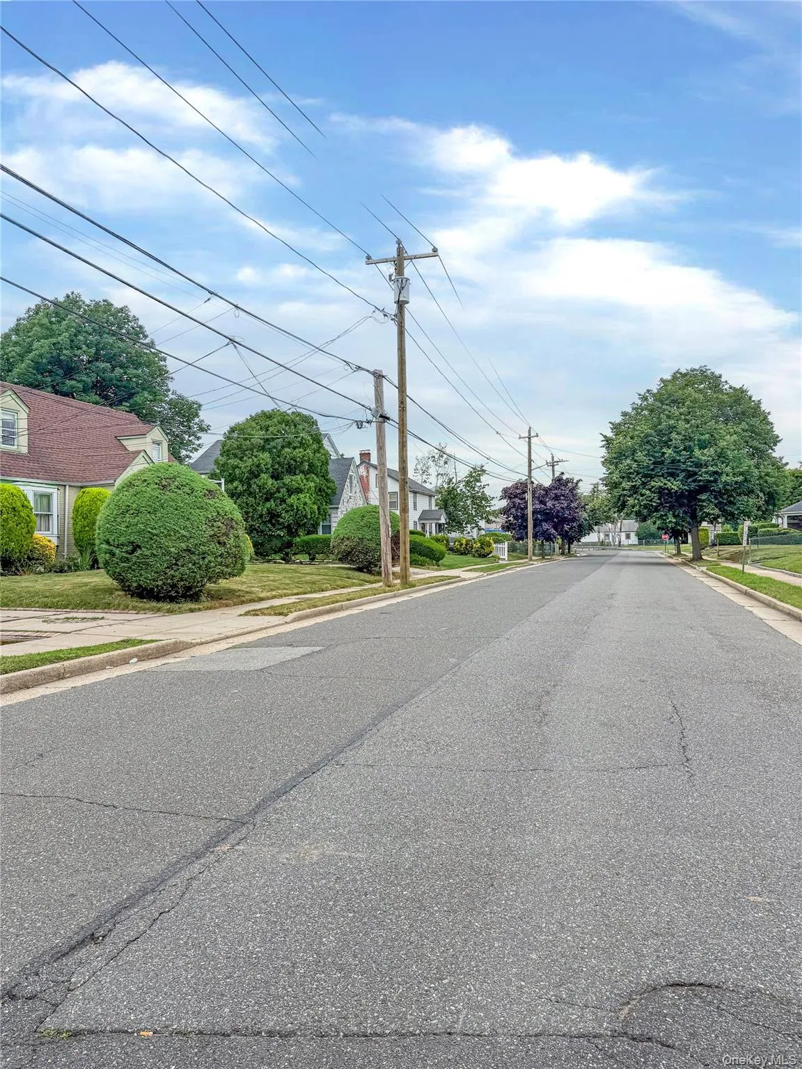 117 Warner Avenue, Hempstead, NY, 3 Bedrooms Bedrooms, 7 Rooms Rooms,2 BathroomsBathrooms,Residential,For Rent,Warner,0,1022505 117 Warner Avenue, Hempstead, NY, 3 Bedrooms Bedrooms, 7 Rooms Rooms,2 BathroomsBathrooms,Residential,For Rent,Warner,0,1022505