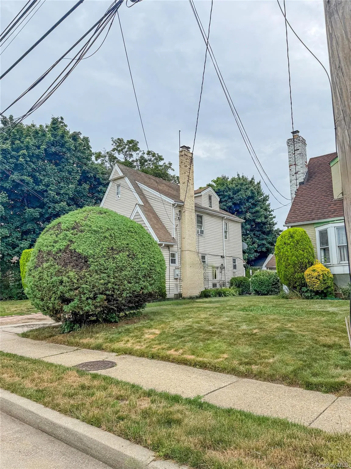 117 Warner Avenue, Hempstead, NY, 3 Bedrooms Bedrooms, 7 Rooms Rooms,2 BathroomsBathrooms,Residential,For Rent,Warner,0,1022505 117 Warner Avenue, Hempstead, NY, 3 Bedrooms Bedrooms, 7 Rooms Rooms,2 BathroomsBathrooms,Residential,For Rent,Warner,0,1022505