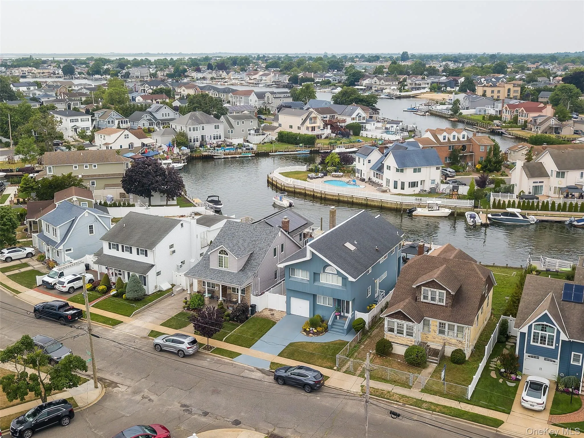 2590 Riverside Drive, Hempstead, NY, 4 Bedrooms Bedrooms, 8 Rooms Rooms,3 BathroomsBathrooms,Residential,For Rent,Riverside,0,1022508 2590 Riverside Drive, Hempstead, NY, 4 Bedrooms Bedrooms, 8 Rooms Rooms,3 BathroomsBathrooms,Residential,For Rent,Riverside,0,1022508